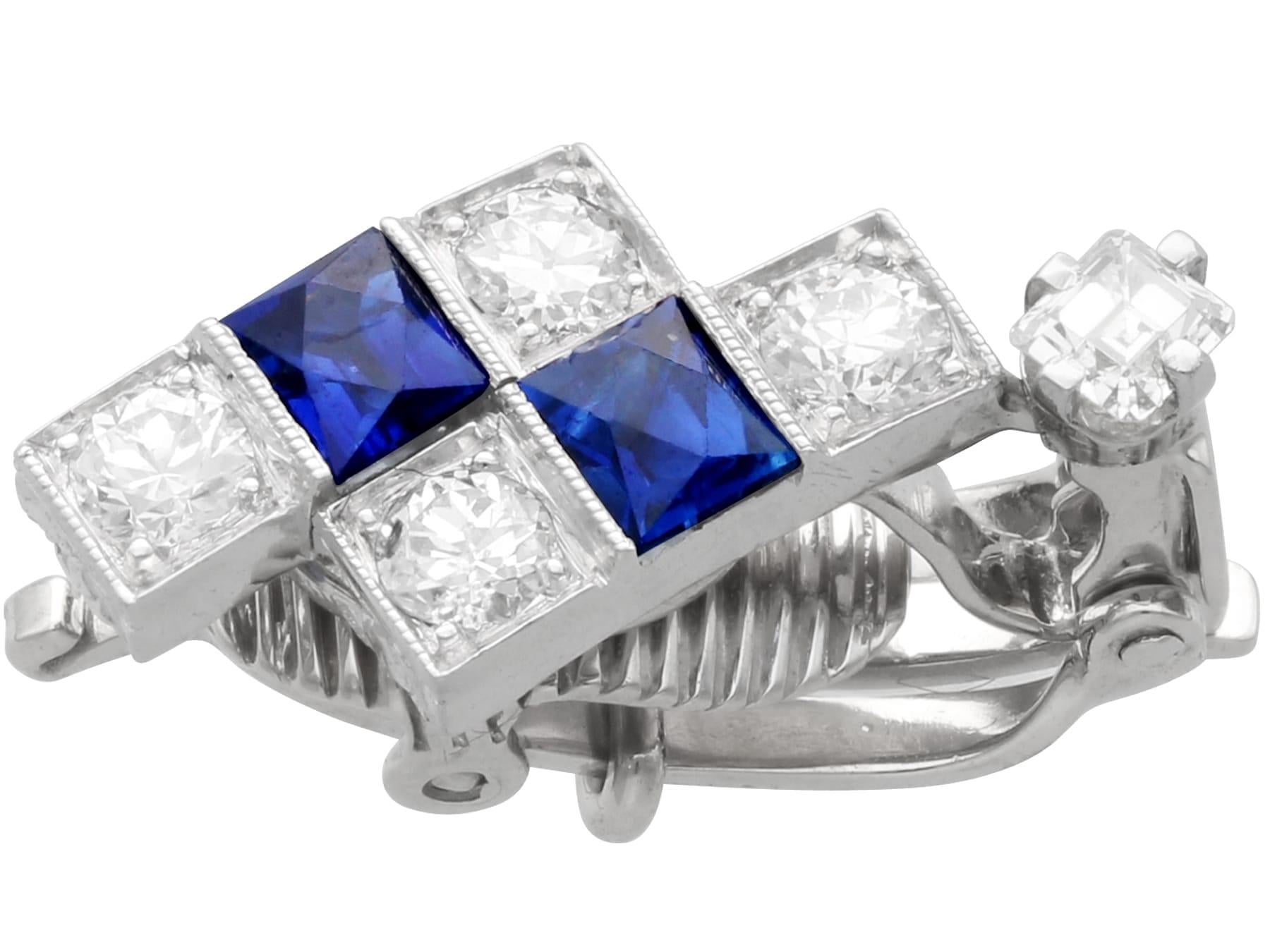 Boucles d'oreilles Art déco en platine avec saphirs de 1,00 carat et diamants de 1,20 carat, c. 1920 en vente 1