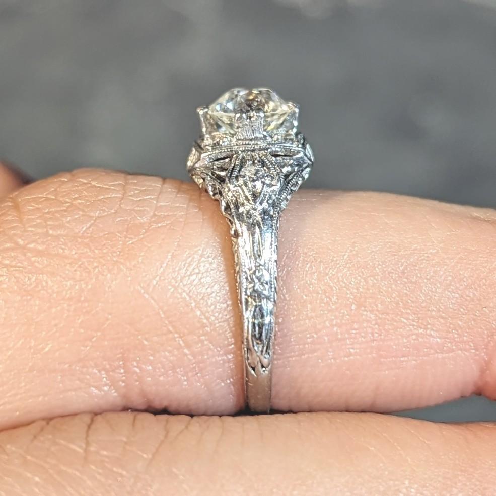 Art Deco 1.00 CTW Old European Diamond Platinum Vintage Engagement Ring For Sale 7