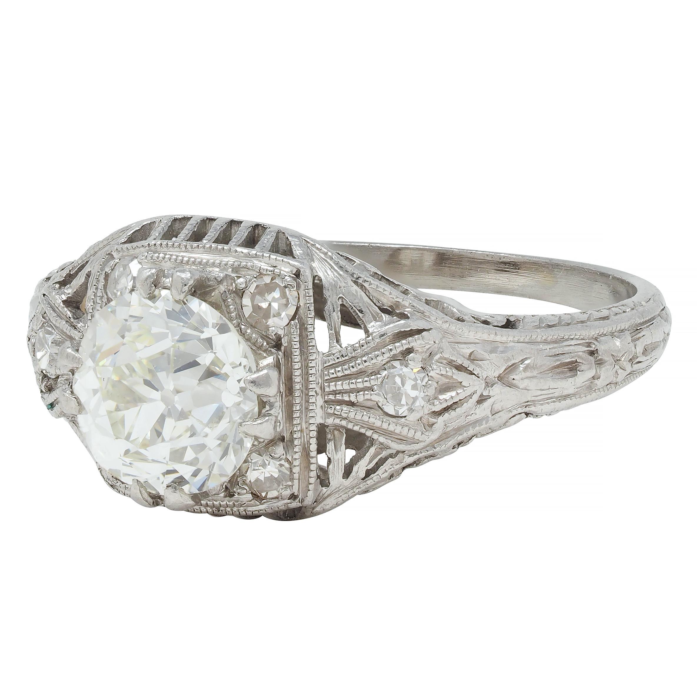 Art Deco 1.00 CTW Old European Diamond Platinum Vintage Engagement Ring For Sale 2