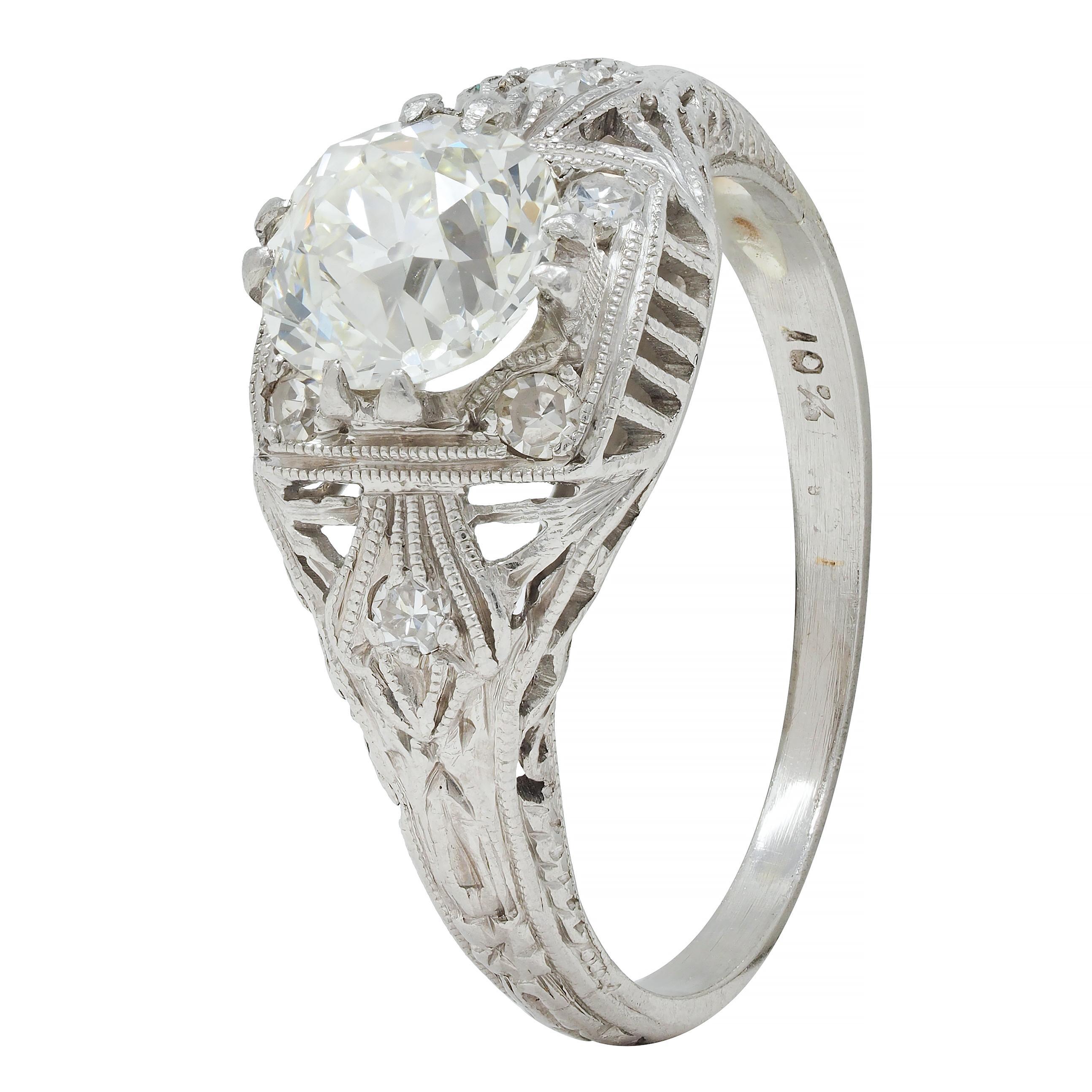 Art Deco 1.00 CTW Old European Diamond Platinum Vintage Engagement Ring For Sale 4
