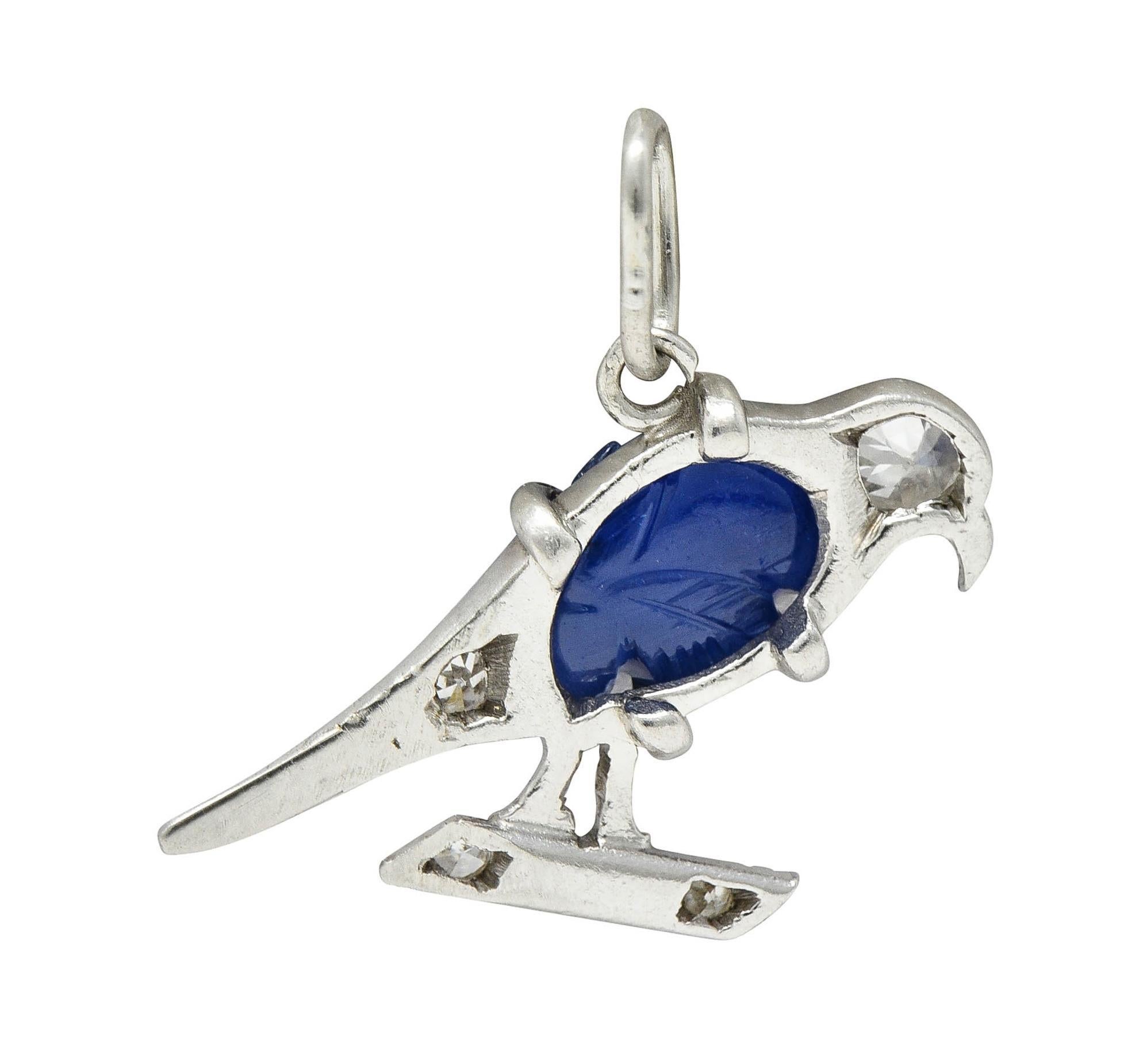 Taille cabochon Breloque oiseau Art déco vintage en platine avec saphirs et diamants de 1,00 carat en vente