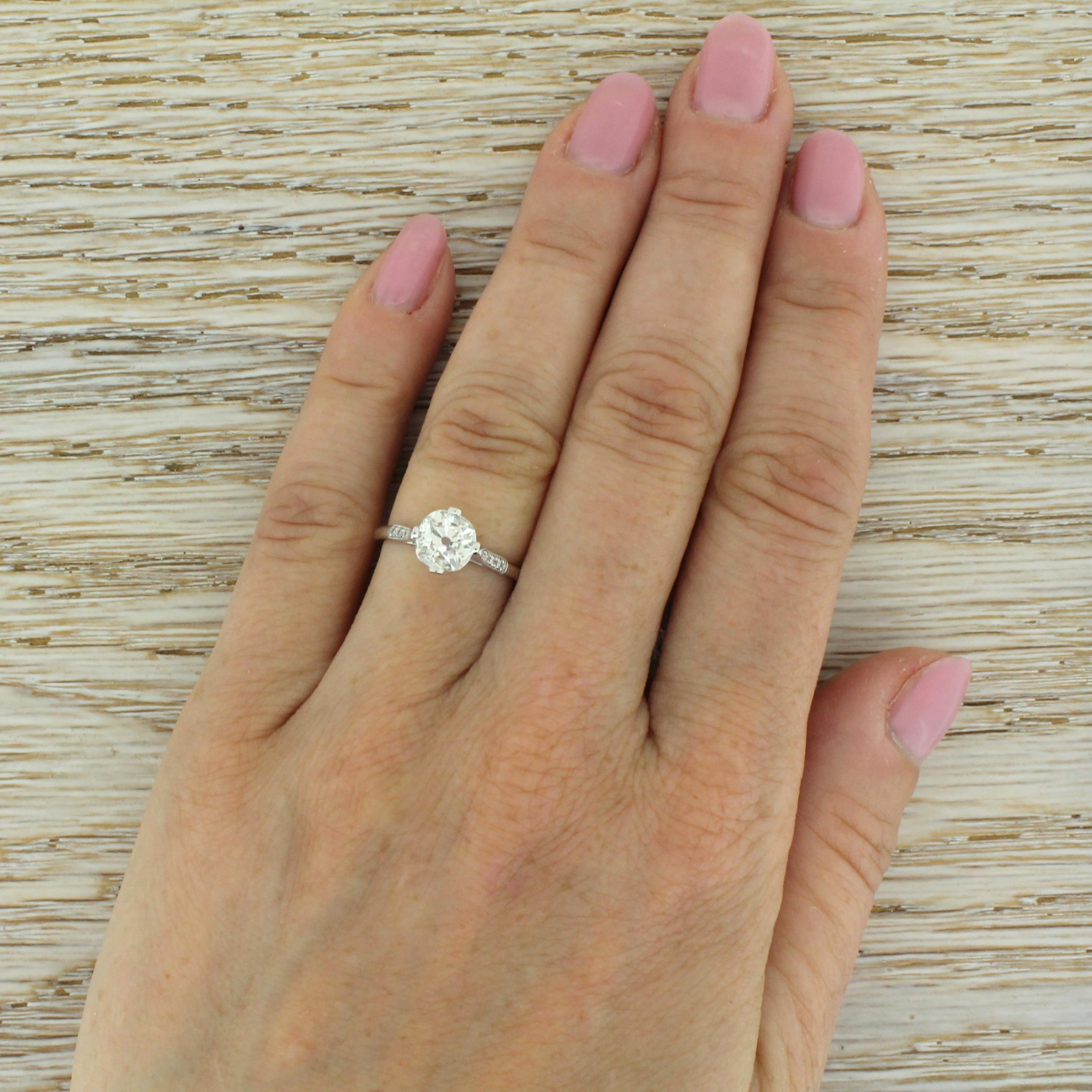 Women's Art Deco 1.01 Carat Old Cut Diamond Platinum Engagement Ring