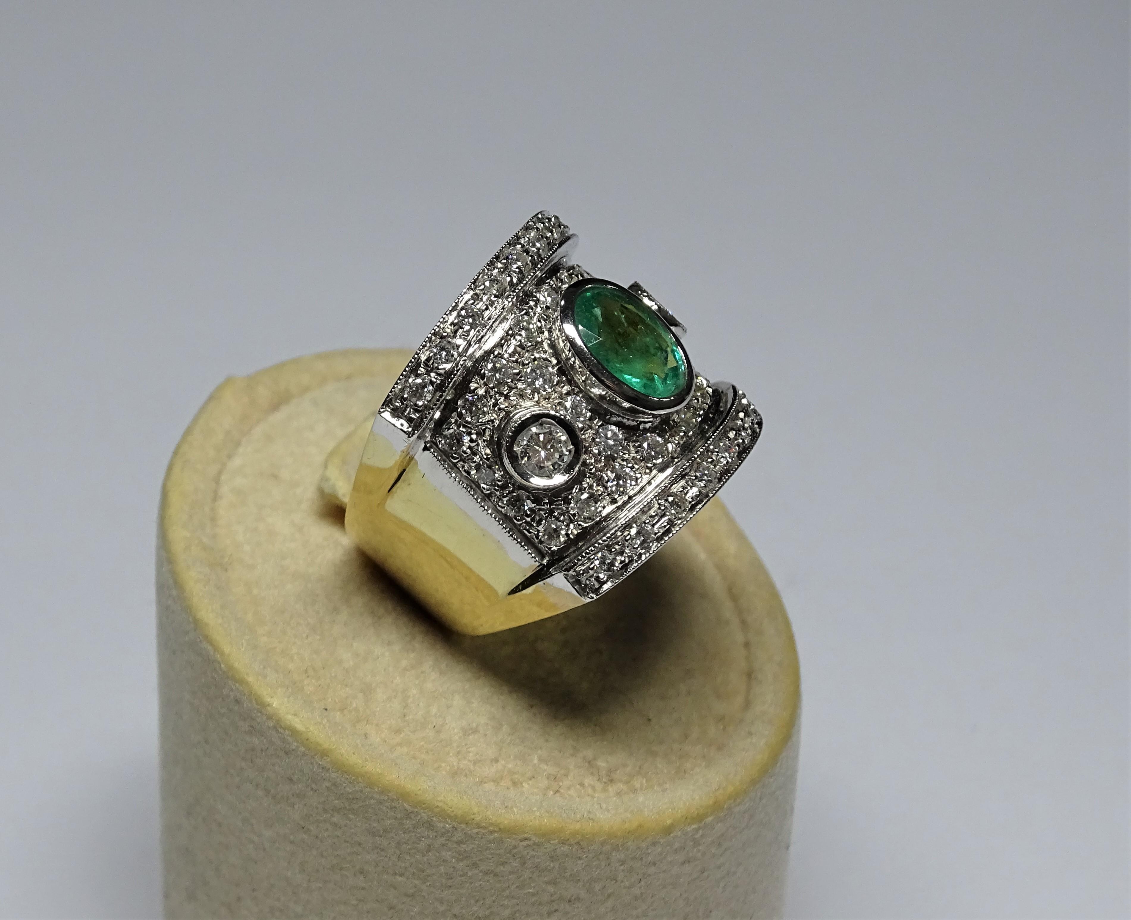 Oval Cut Art Deco Style 1.01 Carat Oval Emerald Diamond 18 Karat Gold White Gold Ring For Sale