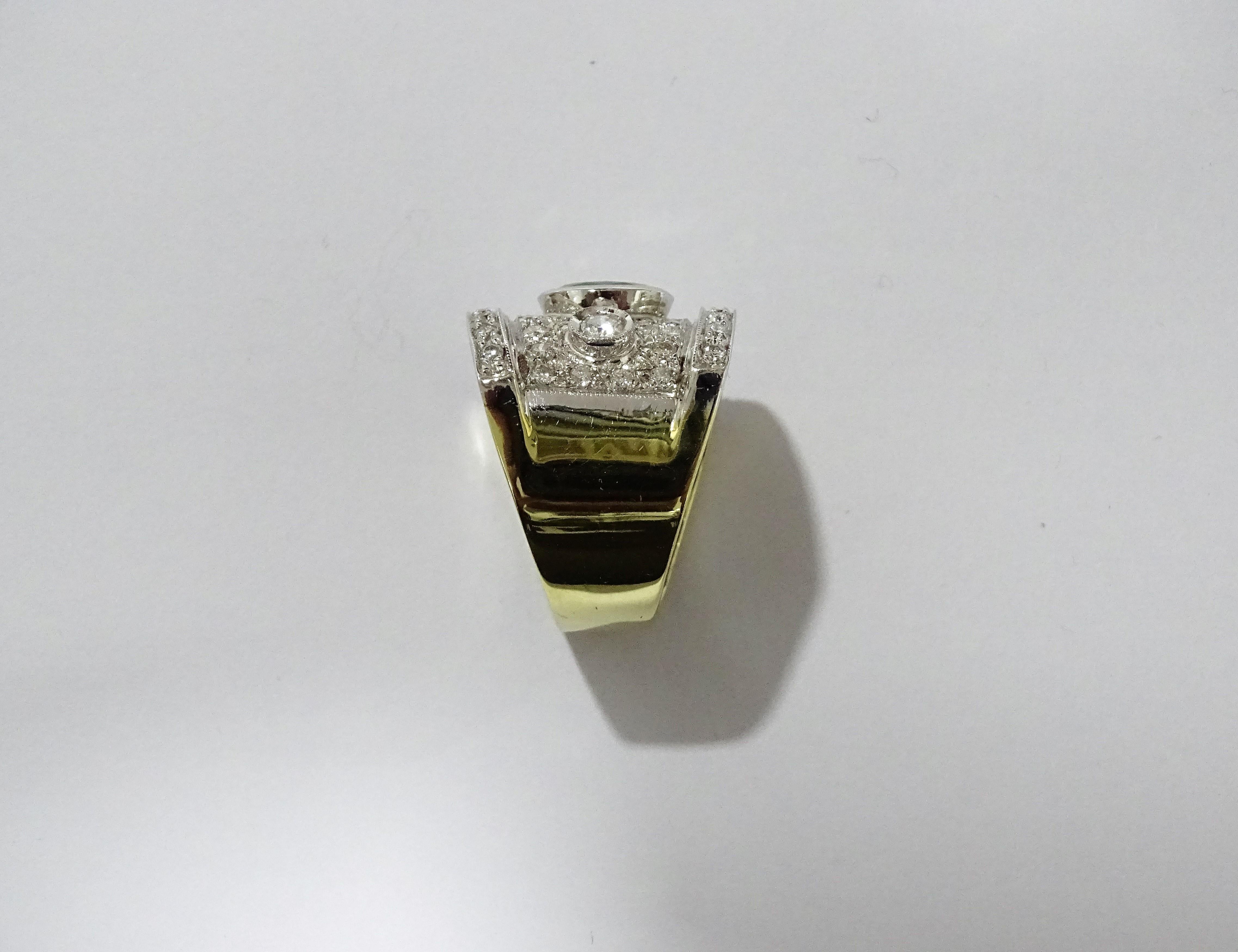 Art Deco Style 1.01 Carat Oval Emerald Diamond 18 Karat Gold White Gold Ring For Sale 1