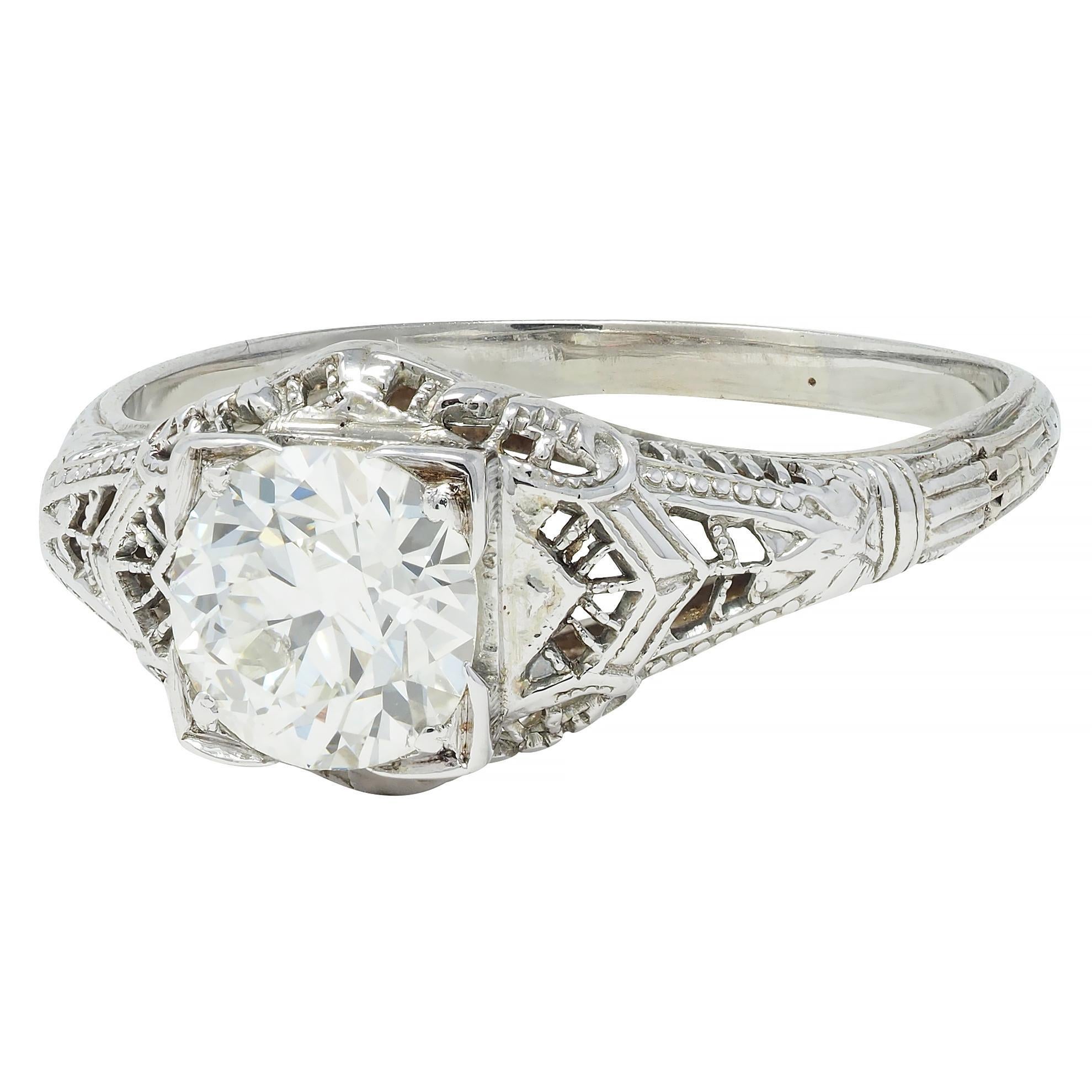 Art Deco 1.01 CTW European Diamond 18 Karat White Gold Antique Engagement Ring For Sale 4