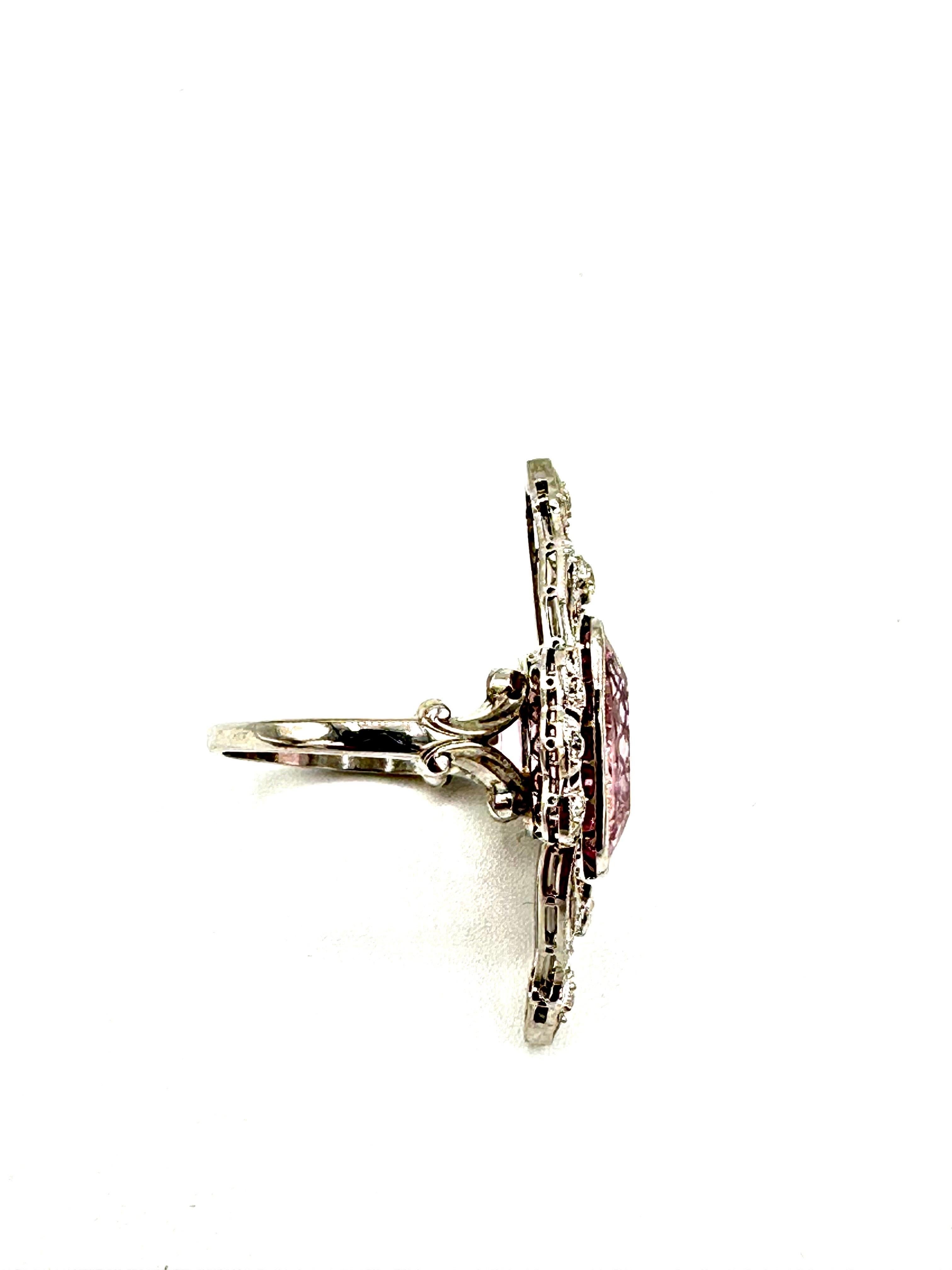 Women's or Men's Art Deco 10.12 Carat Kunzite and Diamond Platinum and Gold Cocktail Ring For Sale