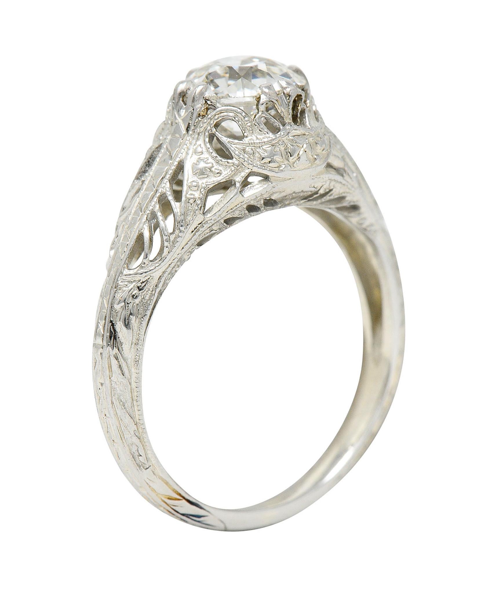 Art Deco 1.02 Carat Diamond 18 Karat White Gold Engagement Ring For Sale 3