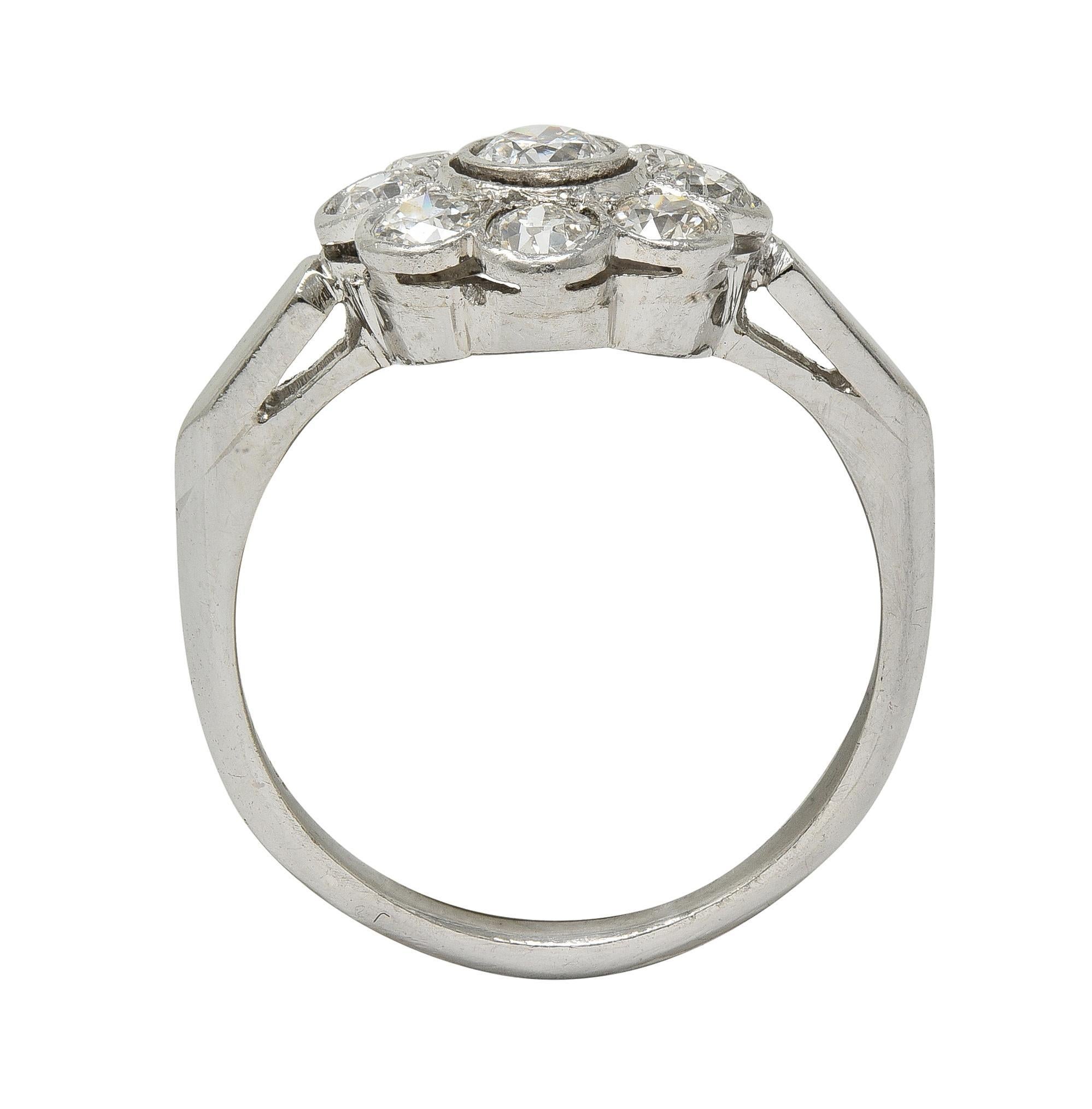 Art Deco 1.02 CTW Old European Diamond Platinum Vintage Cluster Engagement Ring For Sale 2