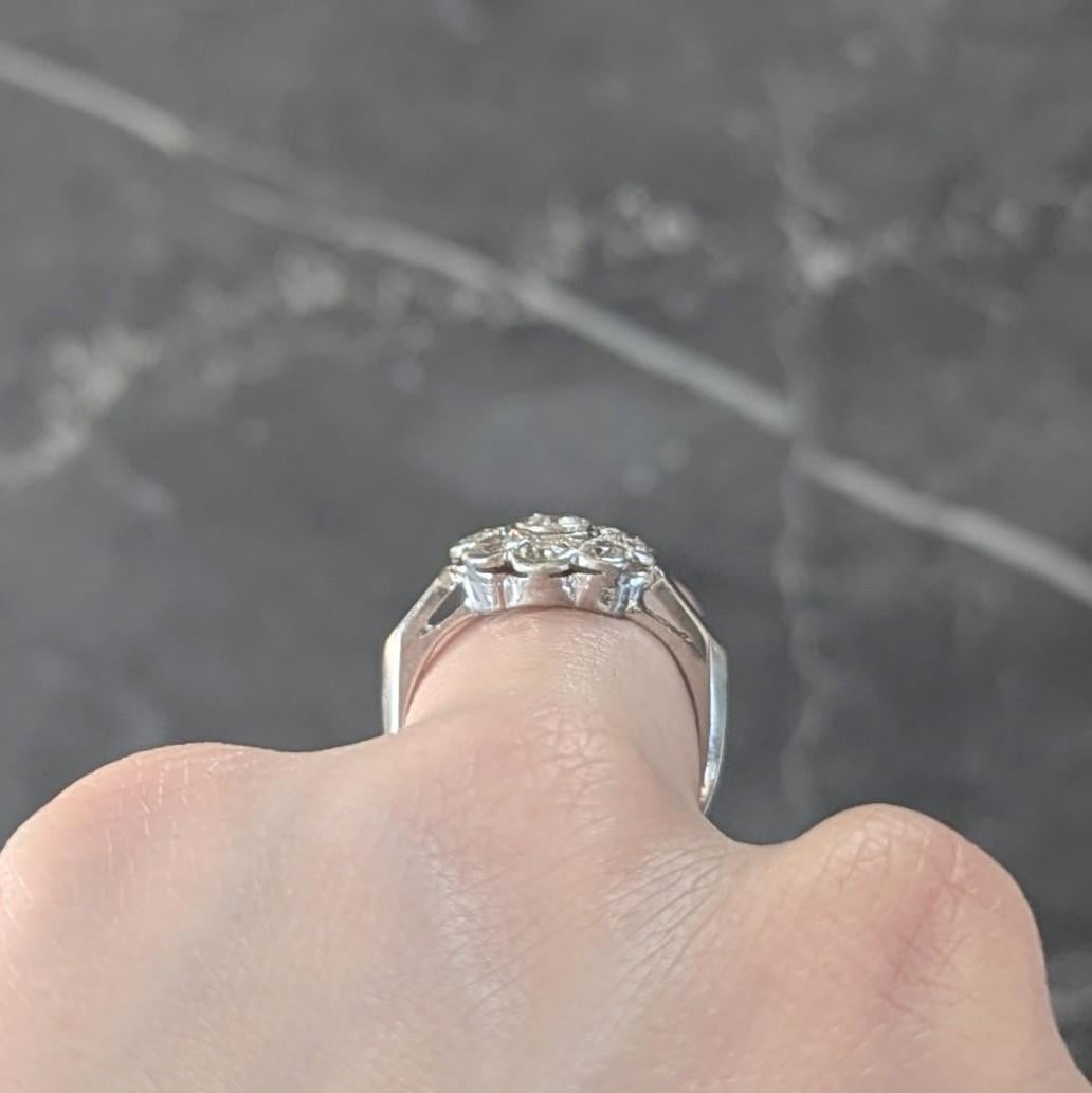 Art Deco 1.02 CTW Old European Diamond Platinum Vintage Cluster Engagement Ring For Sale 4