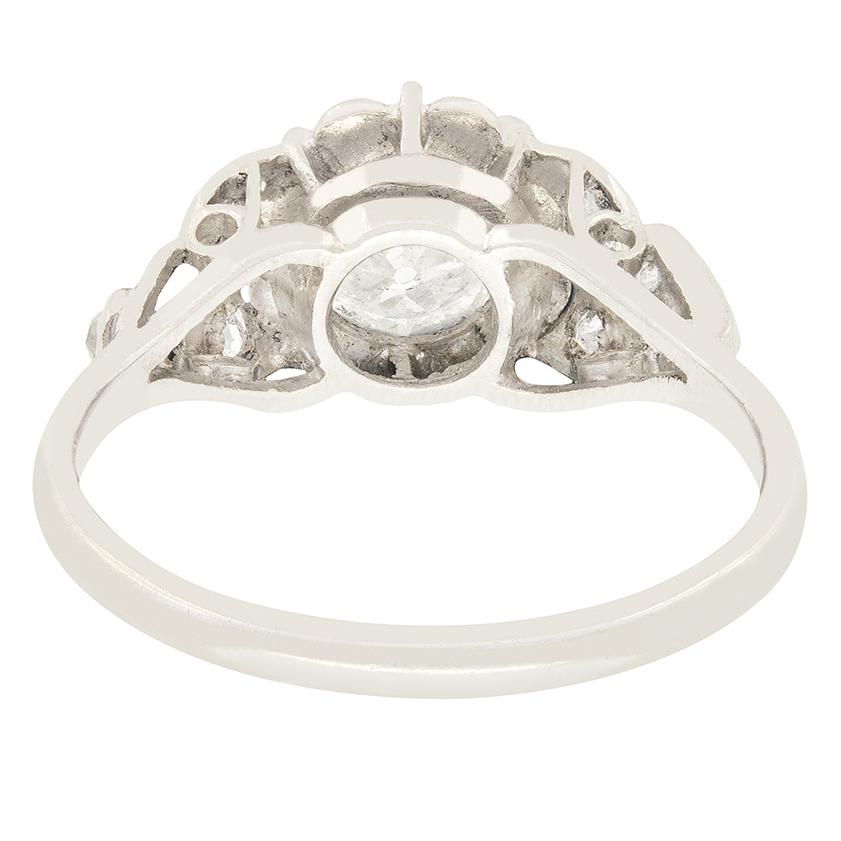 Art Deco 1.03 Carat Diamond Solitaire Ring, circa 1920s In Good Condition For Sale In London, GB
