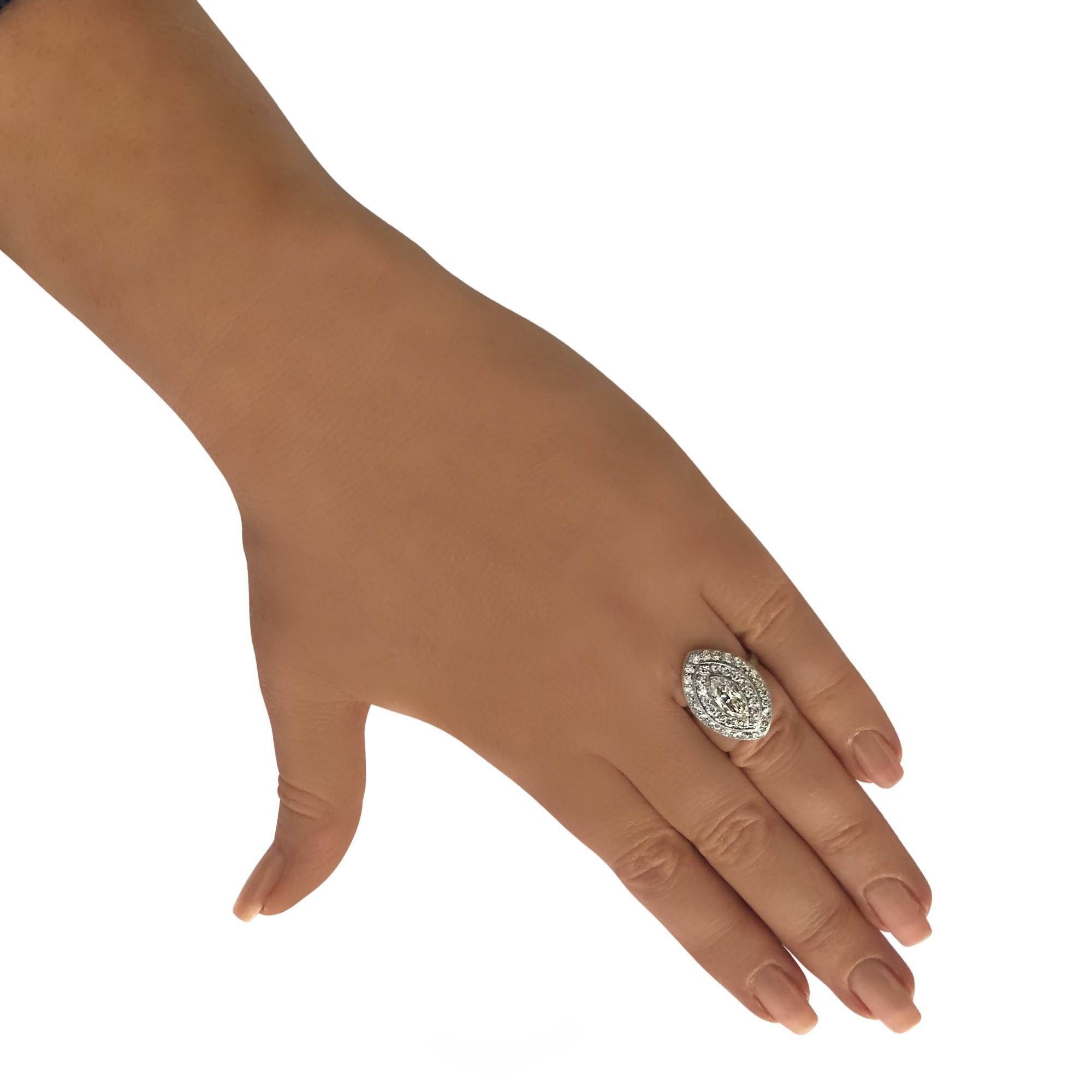 Art Deco 1.04 Carat Marquise Cut Diamond Platinum Ring In Excellent Condition In Miami, FL
