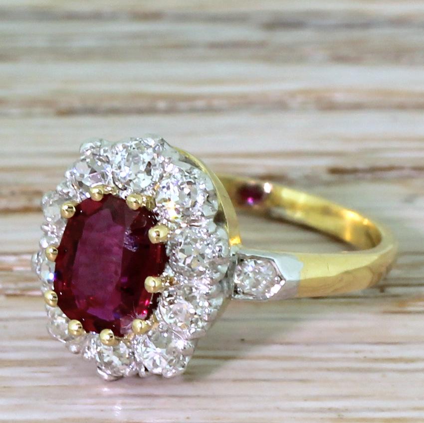 Art Deco 1.04 Carat Natural Ruby and Old Cut Diamond Cluster Ring 4