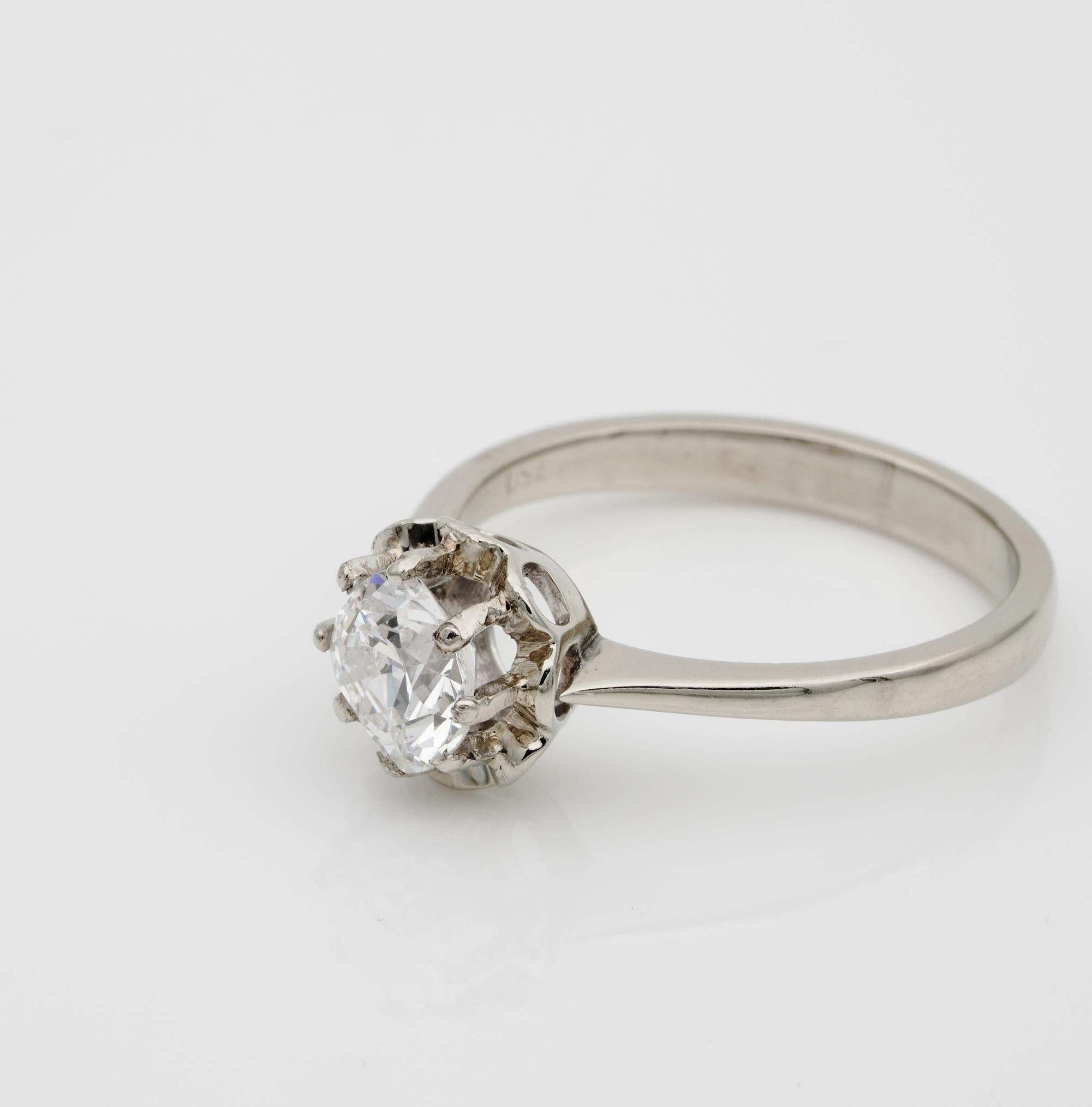 Women's Art Deco 1.04 Ct Cushion Diamond G VS1 Solitaire 18 KT Ring For Sale