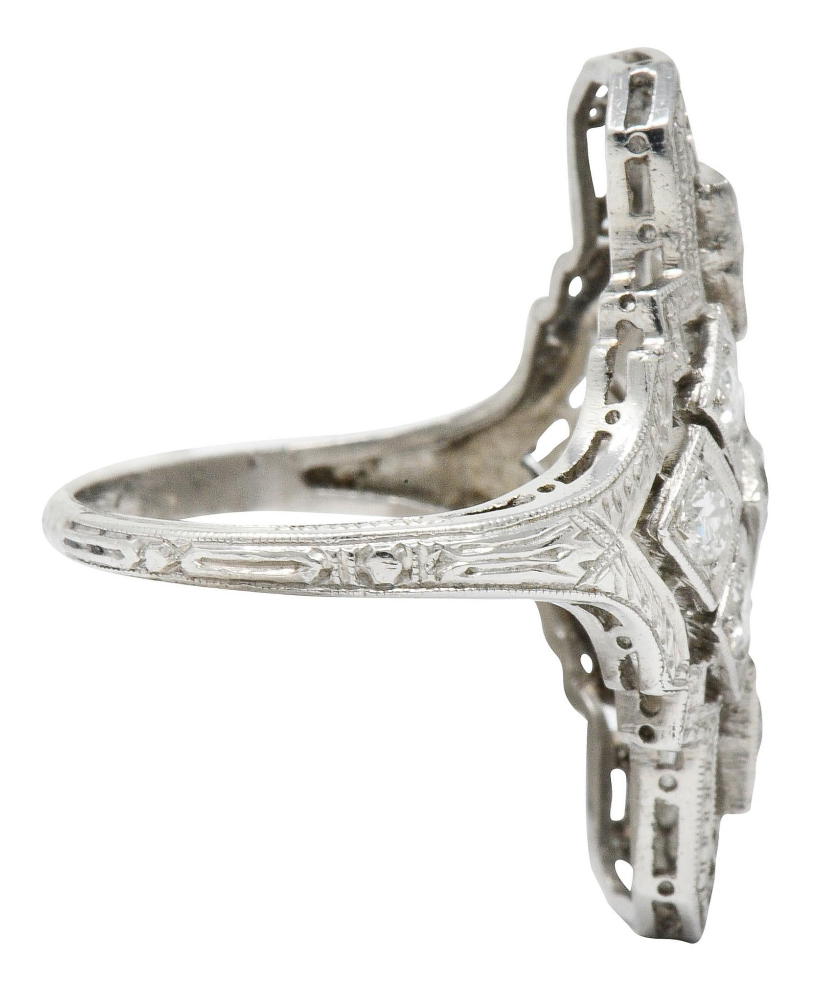 Round Cut Art Deco 1.05 Carat Diamond Platinum Dinner Ring, circa 1930s