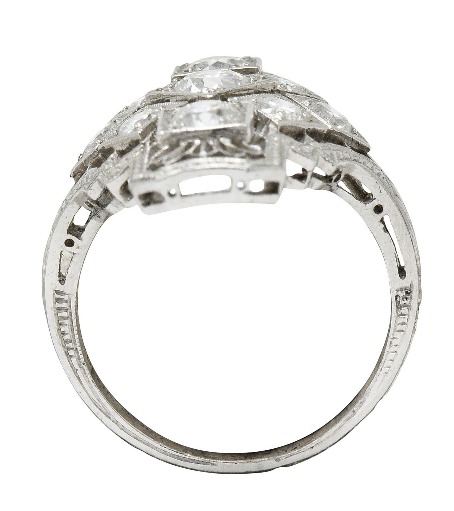 Art Deco 1.05 Carat Diamond Platinum Dinner Ring, circa 1930s 2