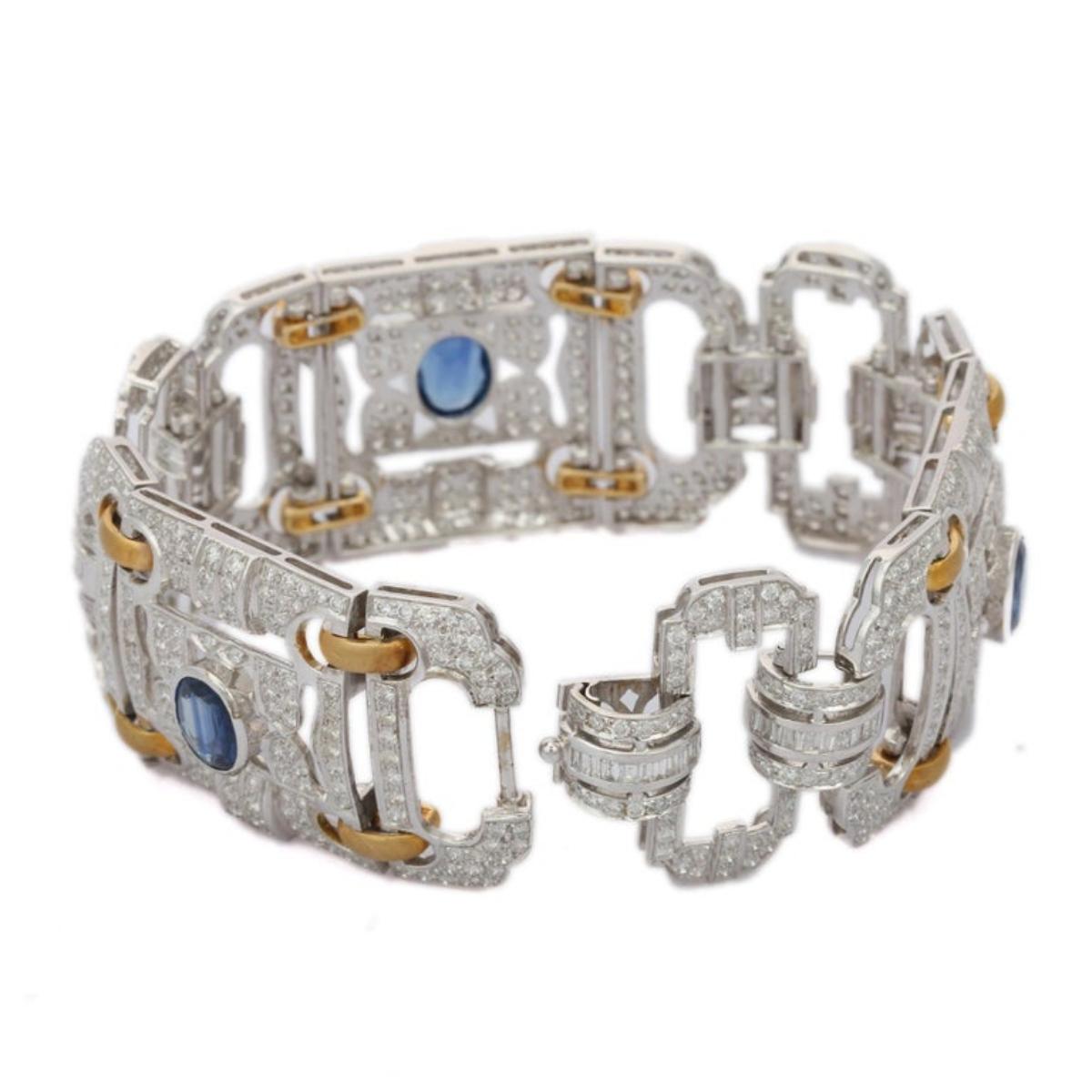 Women's Art Deco 10.50 Carat Round Brilliant Diamond and Blue Sapphire 18k Gold Bracelet For Sale