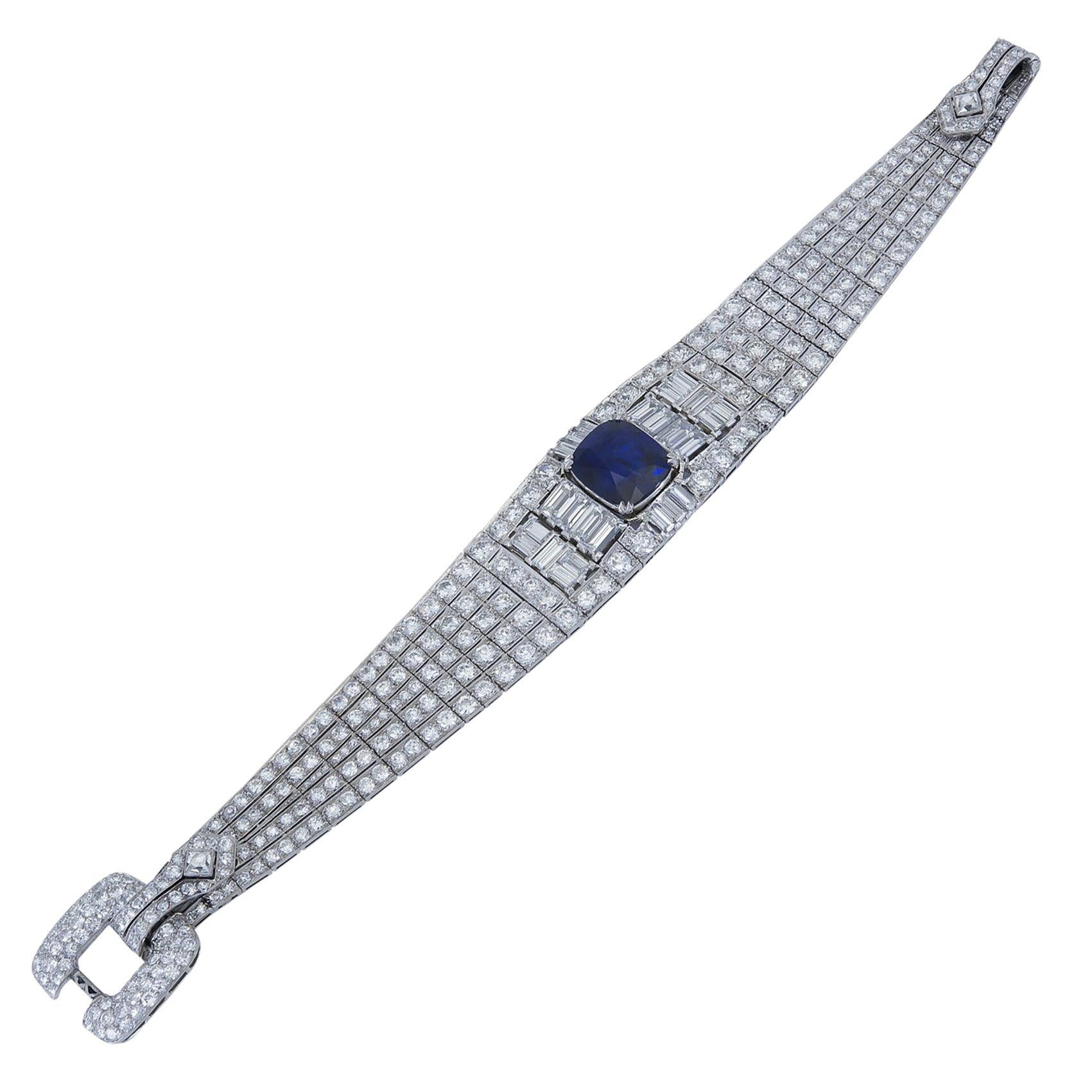 Bracelet Art déco en platine avec saphirs taille coussin de 10,56 carats et diamants en vente