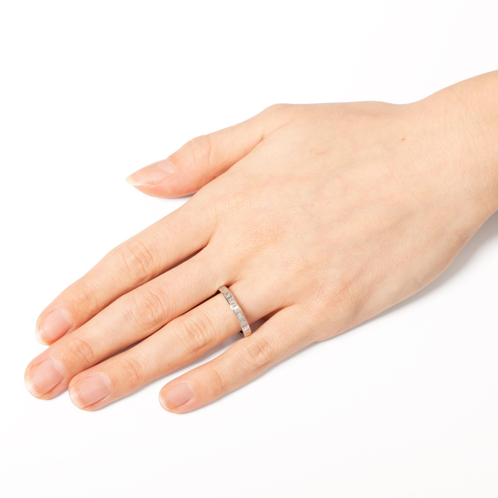 Bague d'éternité Art déco avec diamant de 1,05 carat, c.1930 Bon état - En vente à London, GB