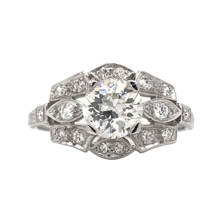 Art Deco 1.06 Carat Platinum Diamond Engagement Ring