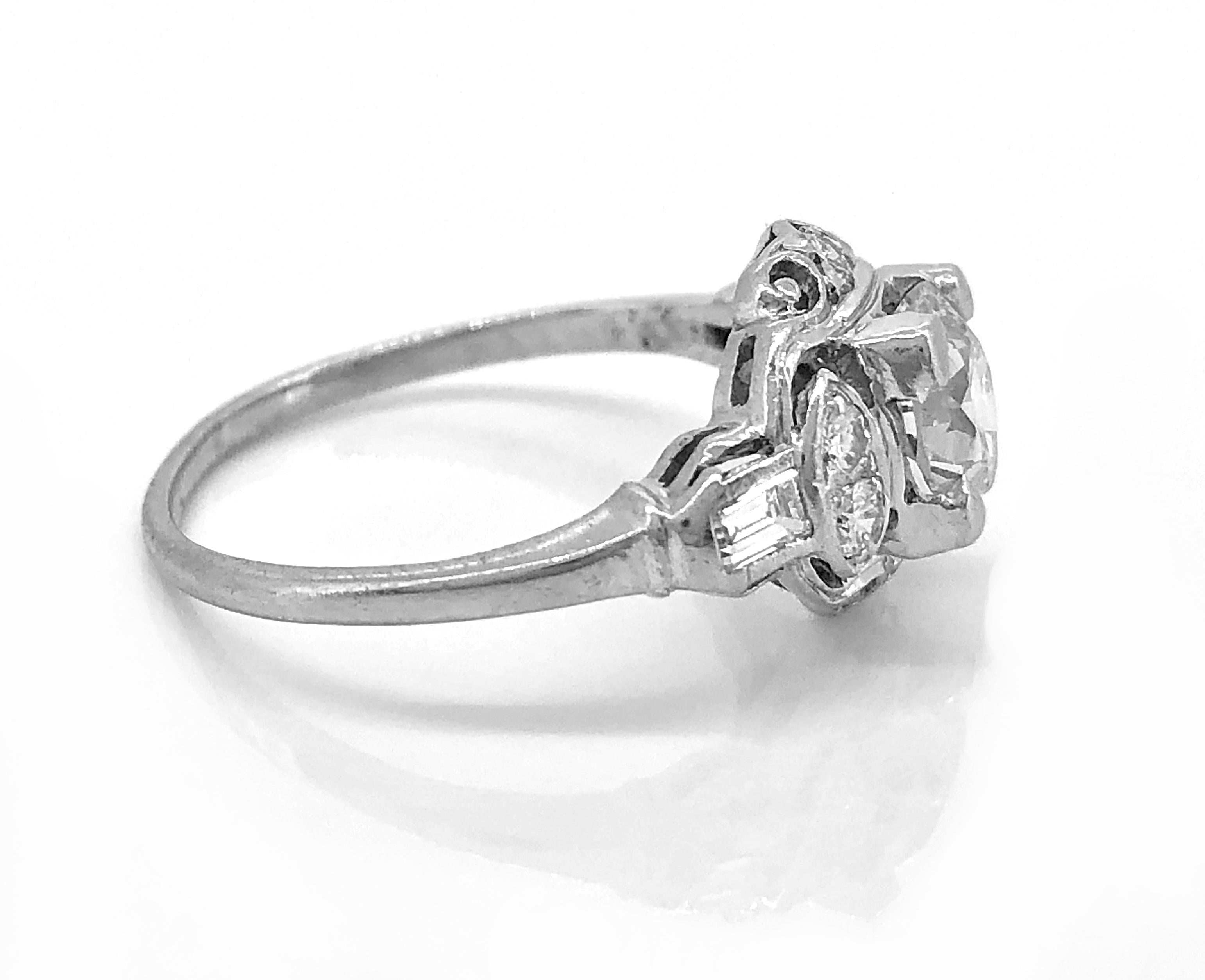 Art Deco 1.08 Carat Diamond Platinum Engagement Ring  In Excellent Condition For Sale In Tampa, FL