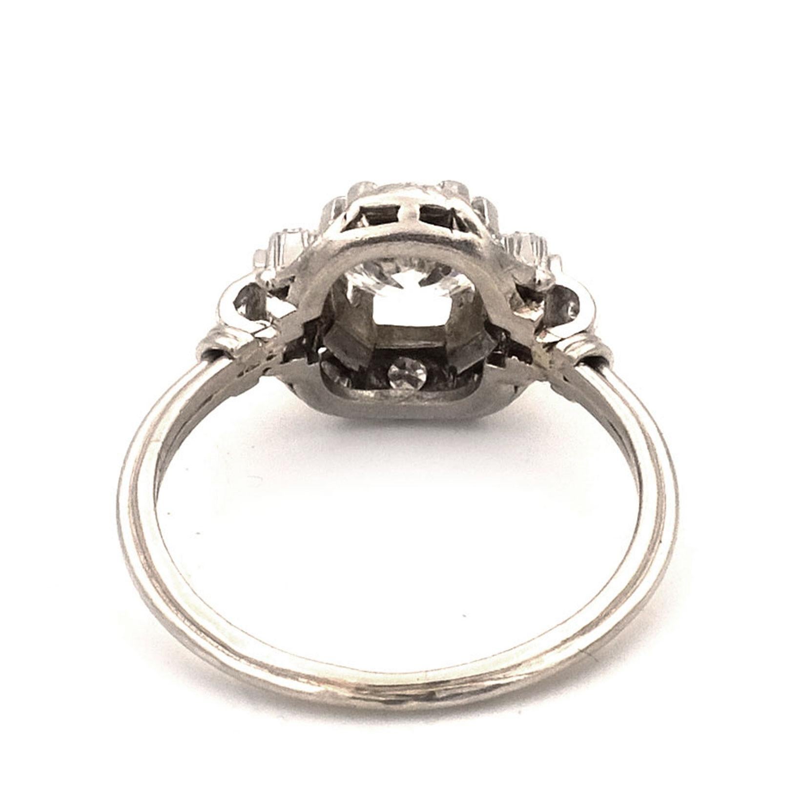 Women's Art Deco 1.08 Carat Diamond Platinum Ring, circa 1920 For Sale