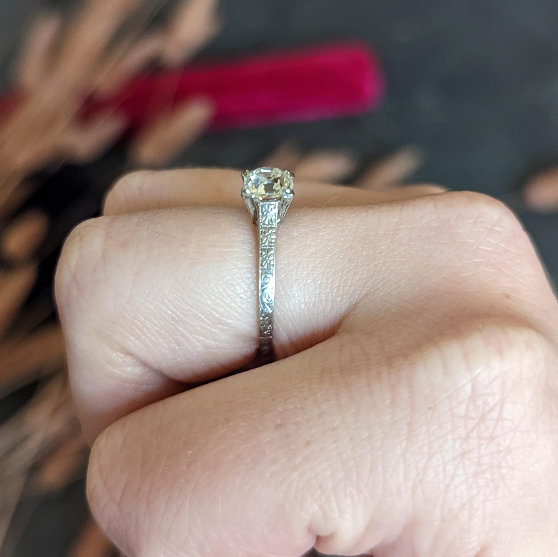 Art Deco 1.08 Carat Old Mine Diamond Platinum Engagement Ring GIA 9