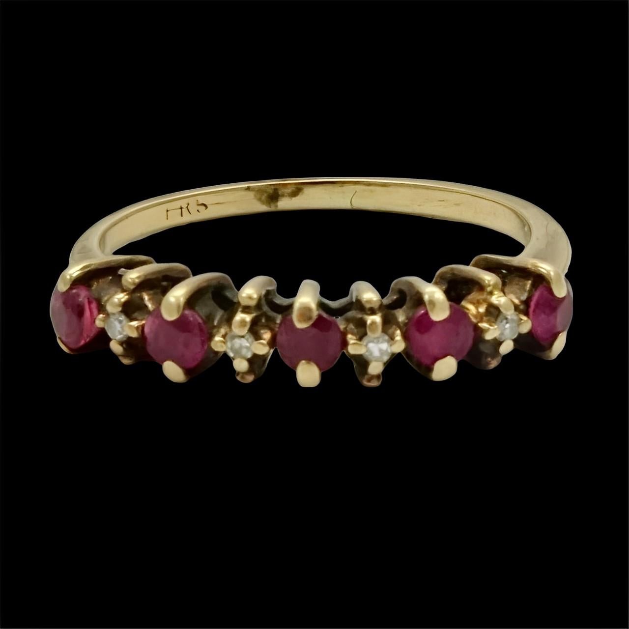 Art Deco Ring aus 10 Karat Gold mit Diamant und Rubin im Angebot 2