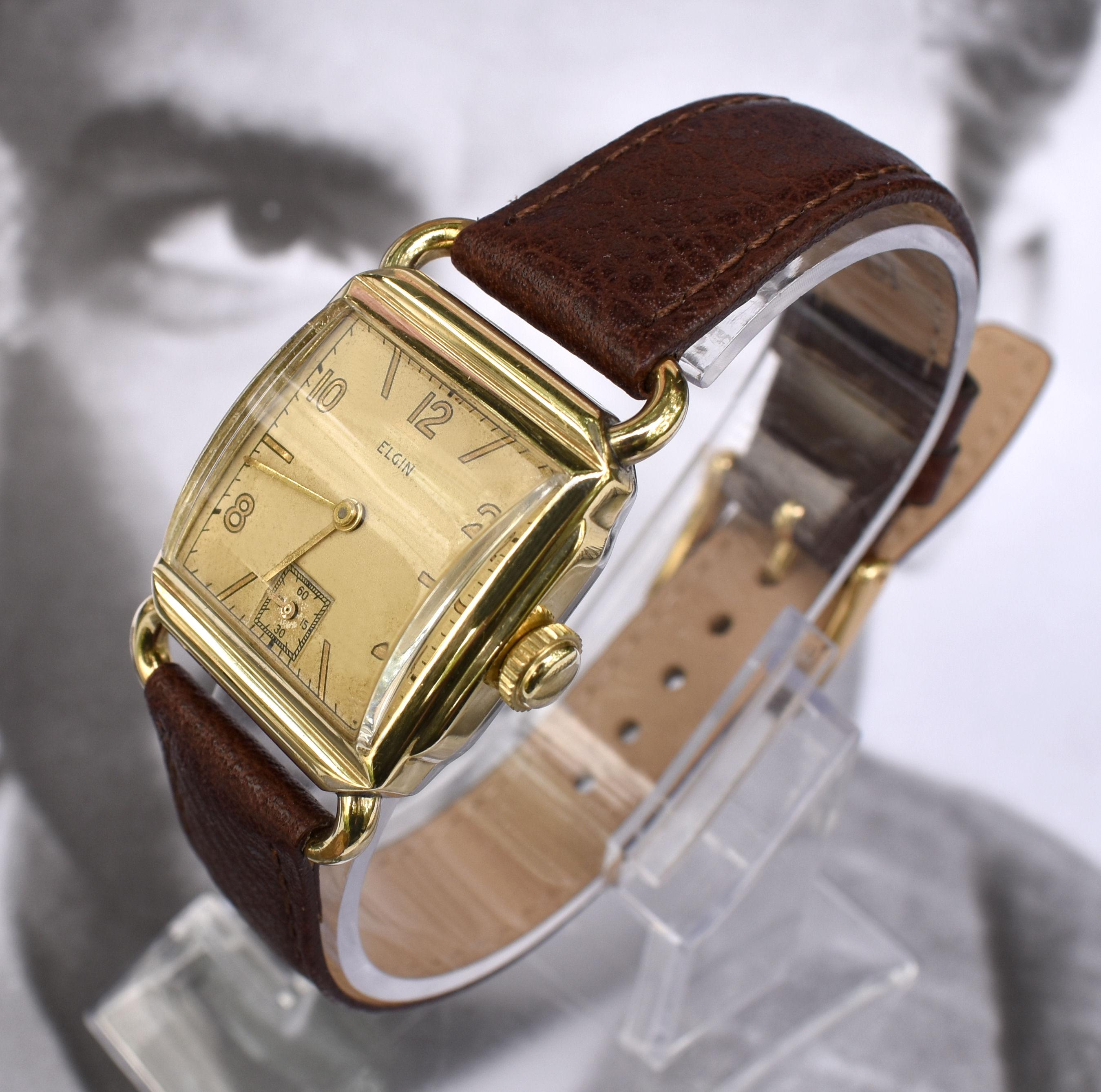 Art déco Montre-bracelet d'homme en or 10k d'Elgin, entièrement révisée, c1946 en vente