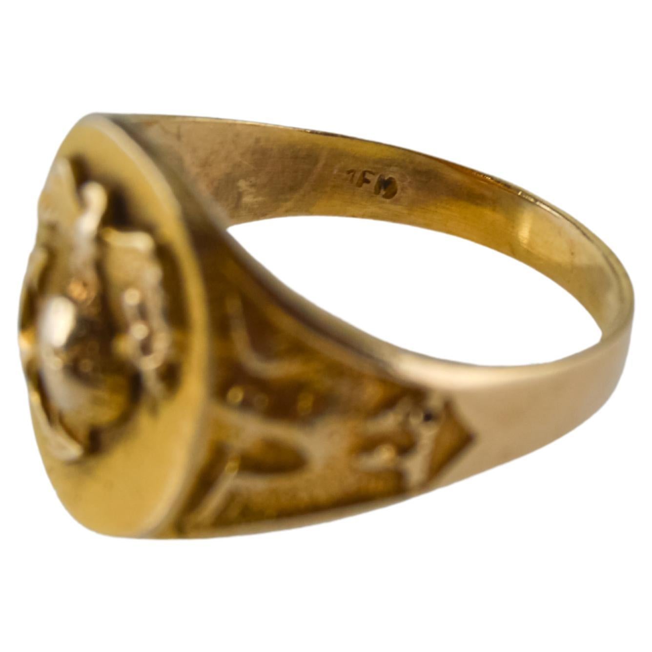 Art Deco 10 Karat Yellow Gold Signet Ring Sized to 6 1/2, 1930s, Hand Made For Sale 1