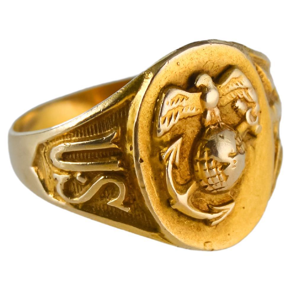 Art Deco 10 Karat Yellow Gold Signet Ring Sized to 6 1/2, 1930s, Hand Made For Sale