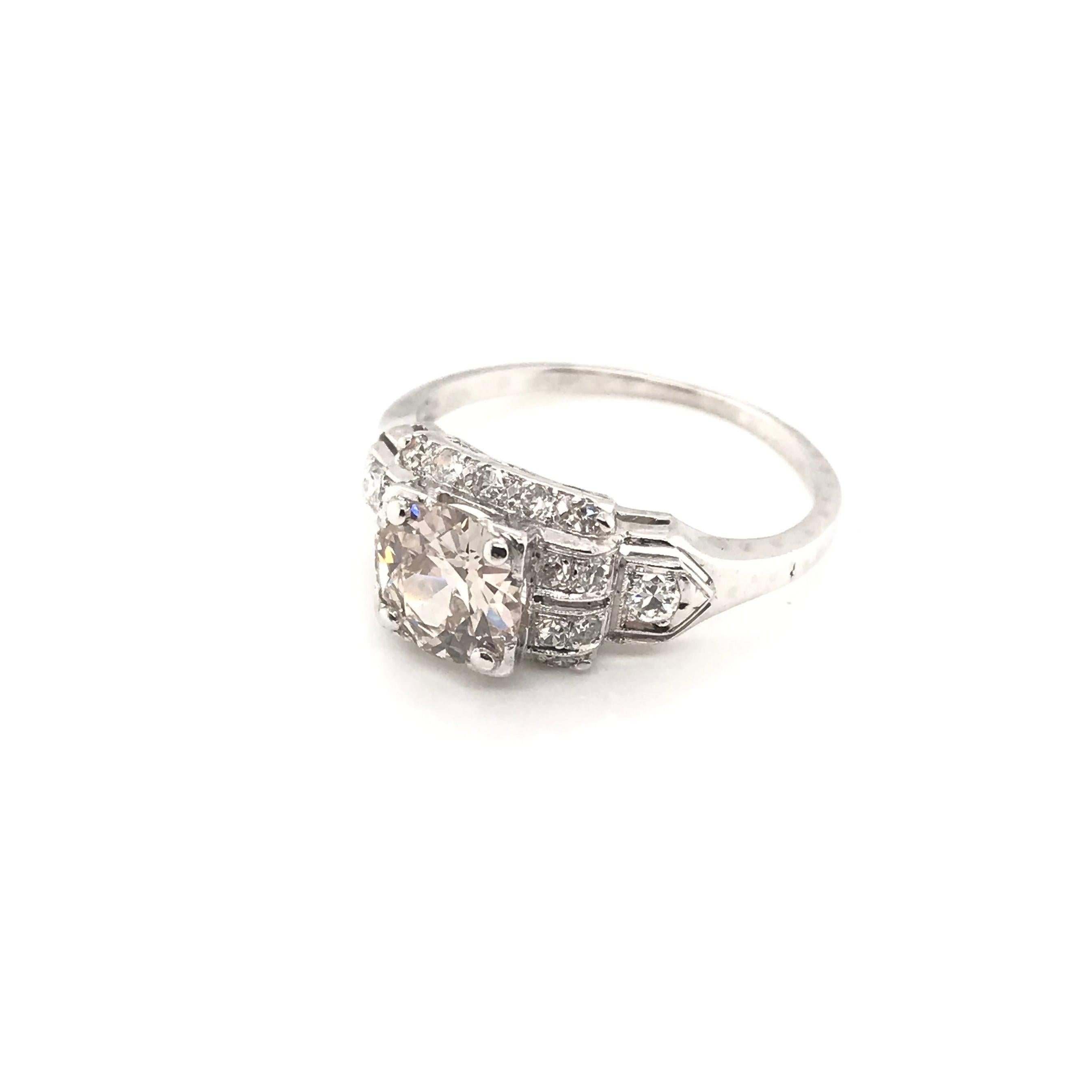 Art Deco 1.10 Carat Diamond Platinum Ring For Sale 6
