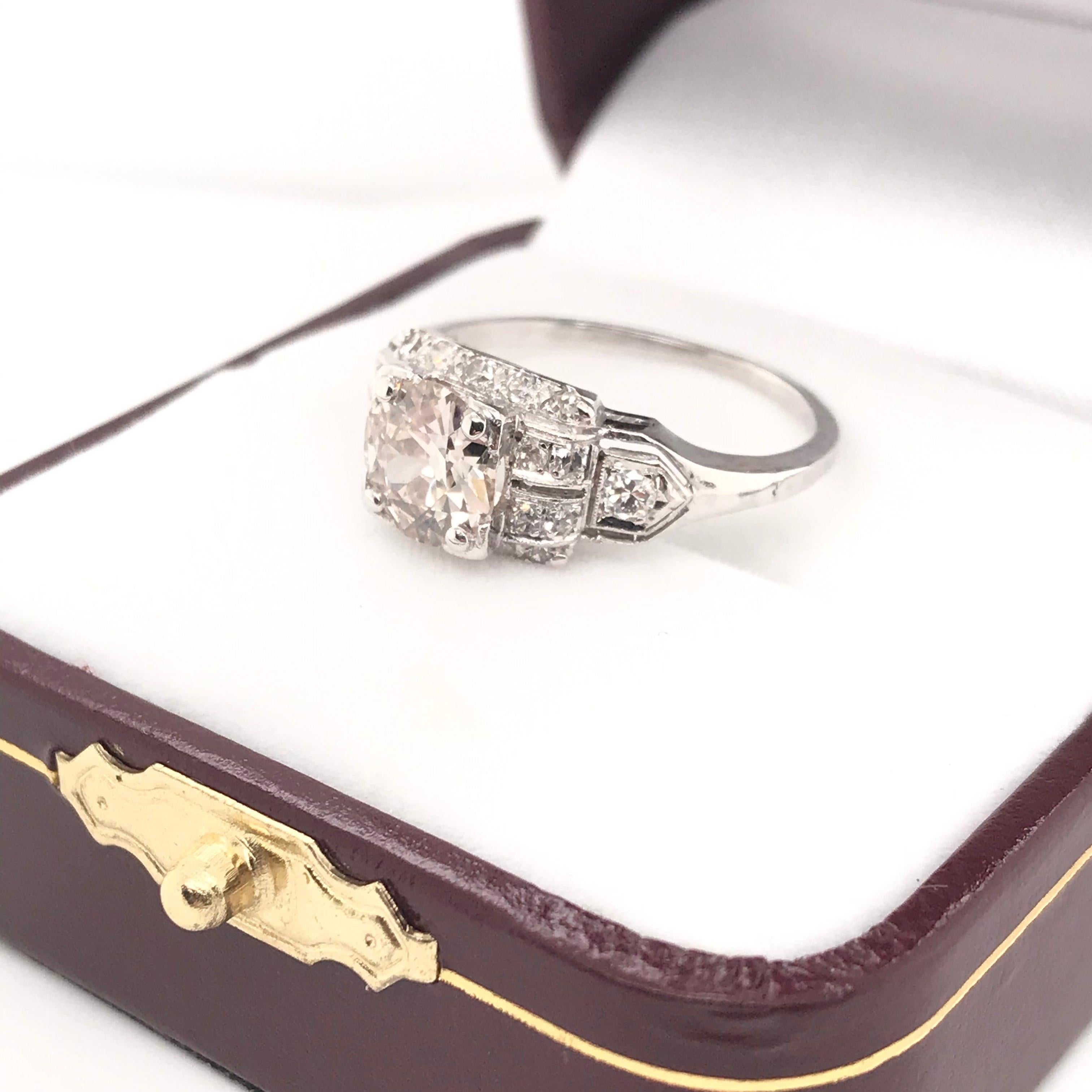 Art Deco 1.10 Carat Diamond Platinum Ring For Sale 10