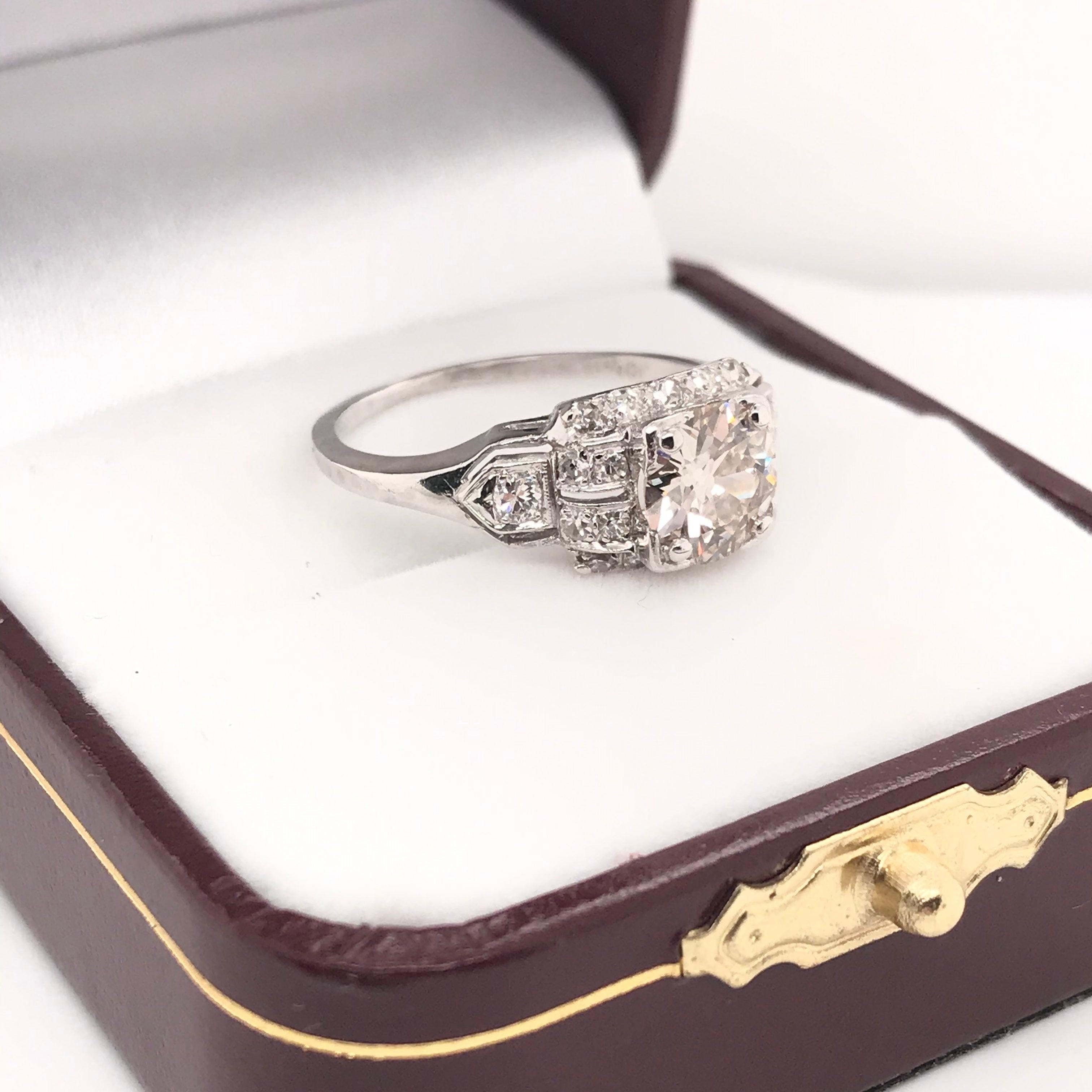 Art Deco 1.10 Carat Diamond Platinum Ring For Sale 11