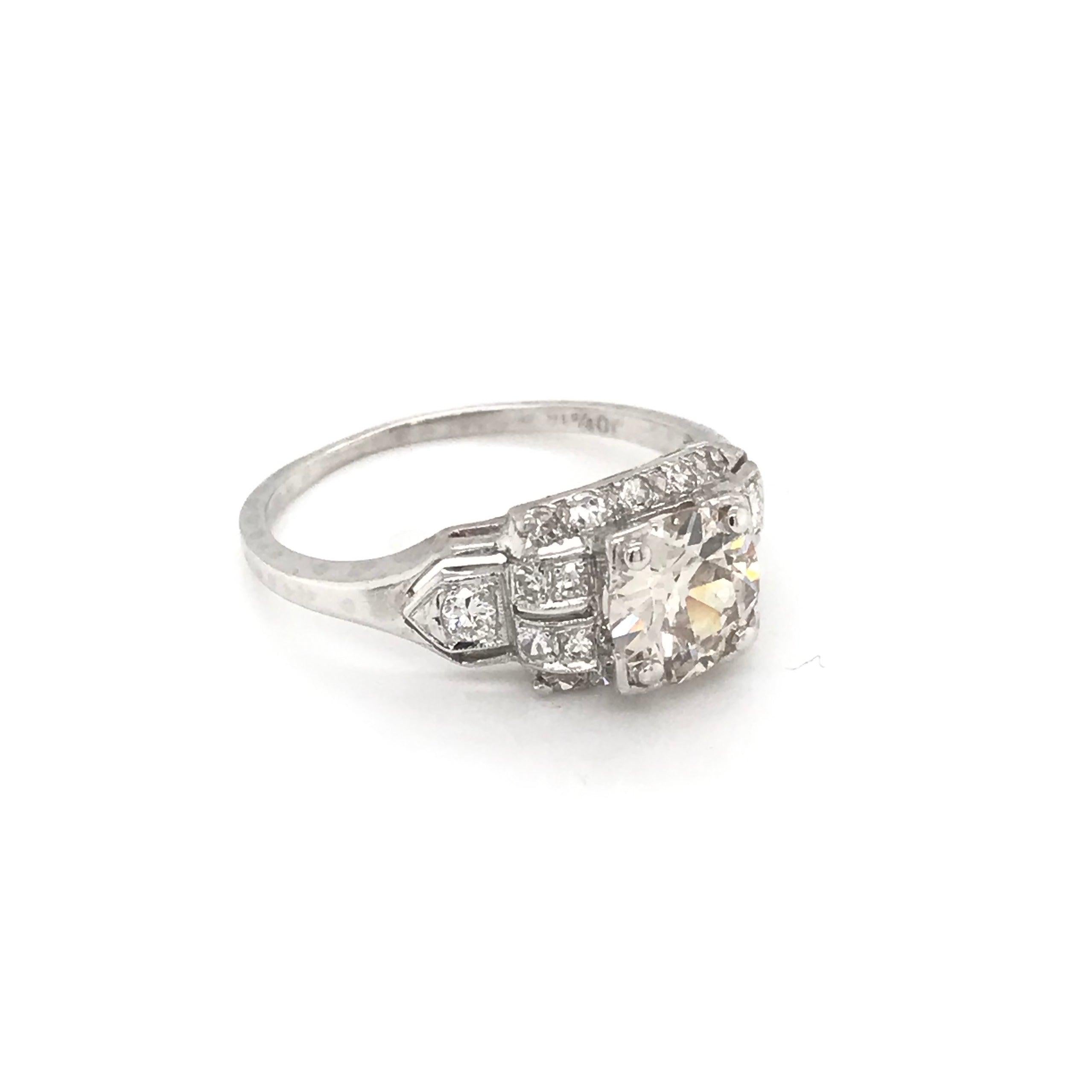 Women's Art Deco 1.10 Carat Diamond Platinum Ring