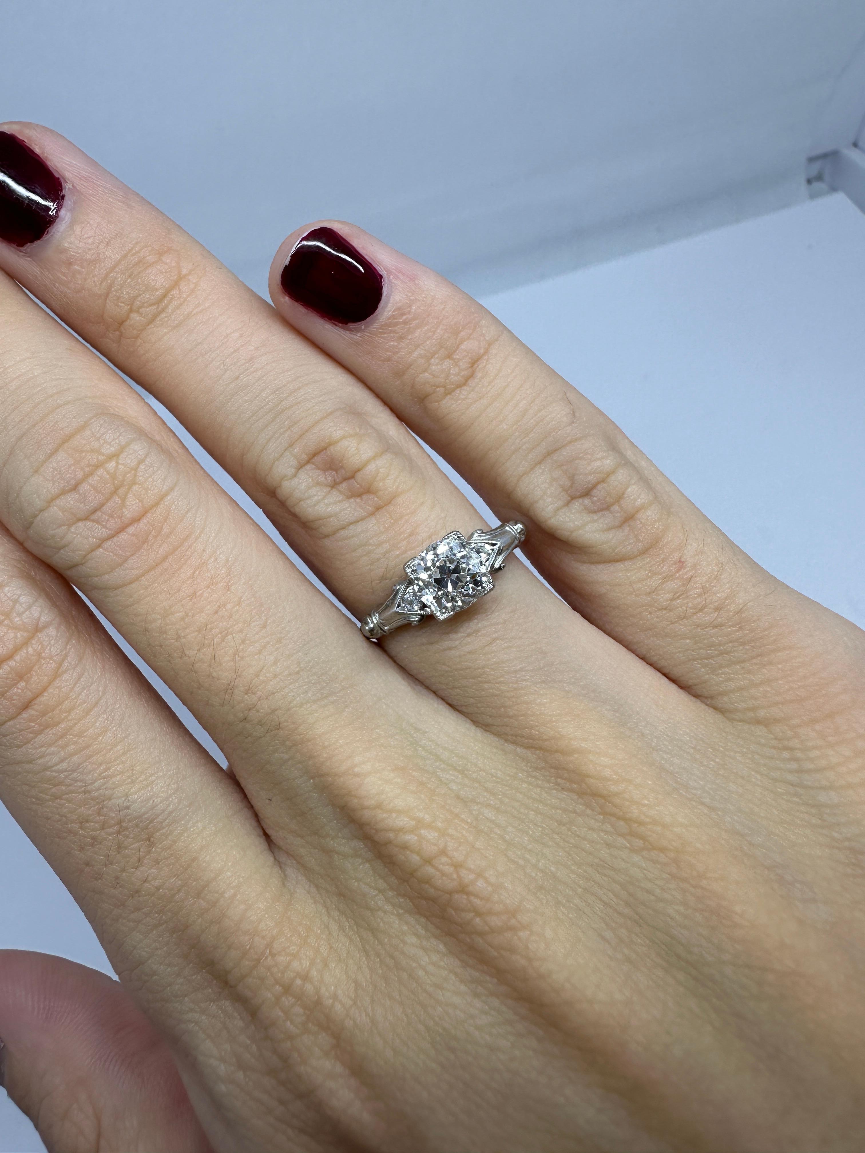 Art Deco 1.10 Carat Old European Cut Platinum Diamond Antique Engagement Ring 1