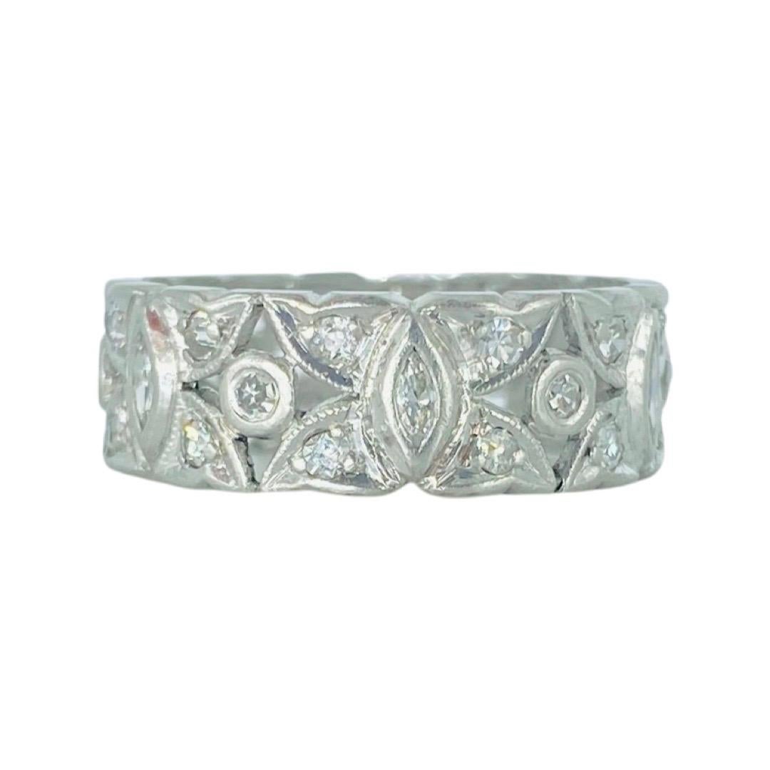 Art Deco 1.10 Total Carat Weight Diamonds Eternity Ring Platinum 950 In Excellent Condition For Sale In Miami, FL