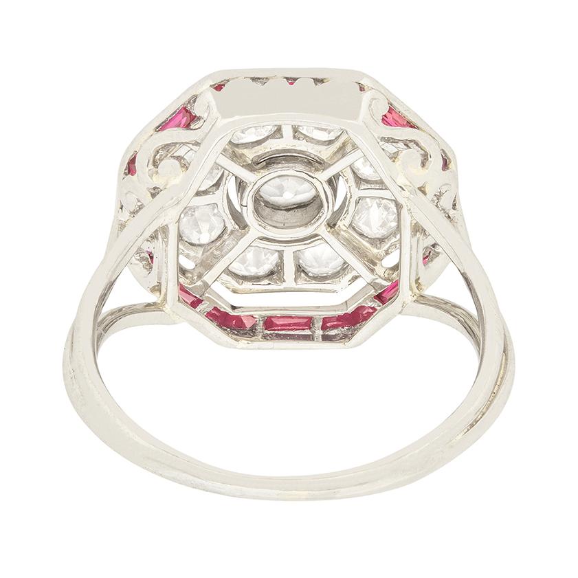 Art Deco 1.10 Carat Diamond and Ruby Octagon Target Ring, circa 1920s In Good Condition In London, GB