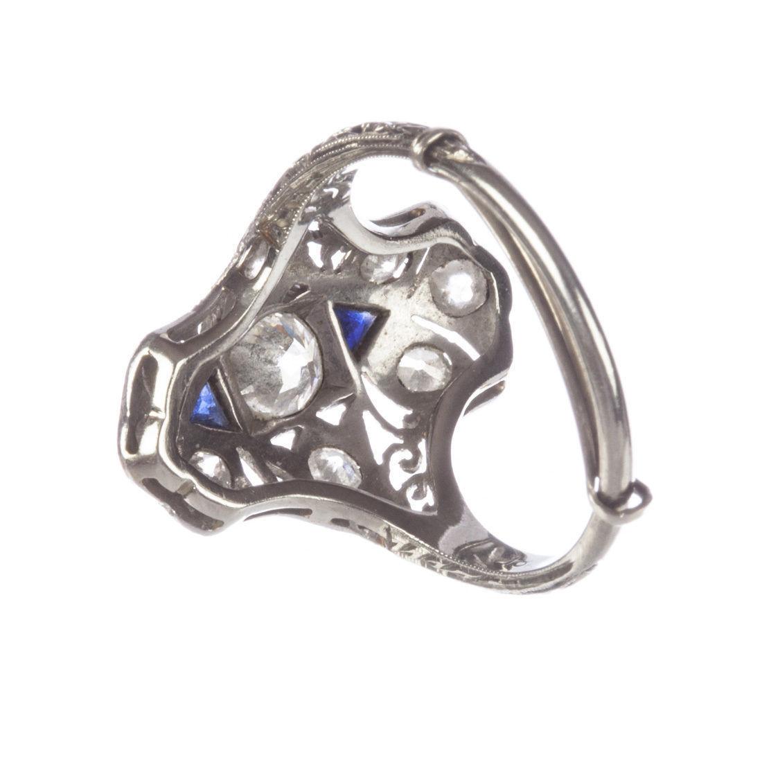Art Deco 1.12 Carat Diamond and Blue Sapphire Platinum Wedding Ring For Sale 1