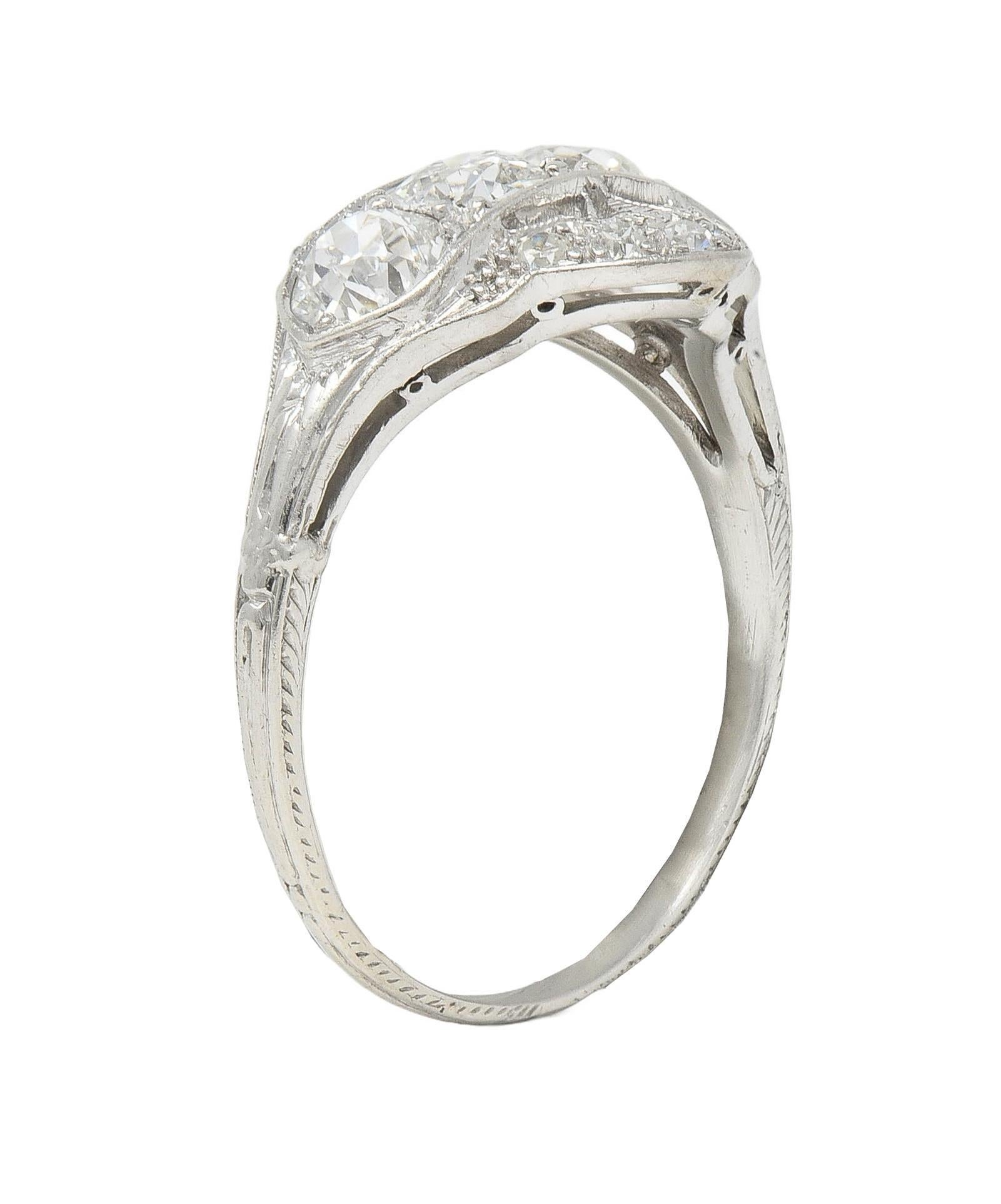 Art Deco 1.12 CTW Old European Diamond Platinum Floral Vintage Dinner Ring For Sale 5