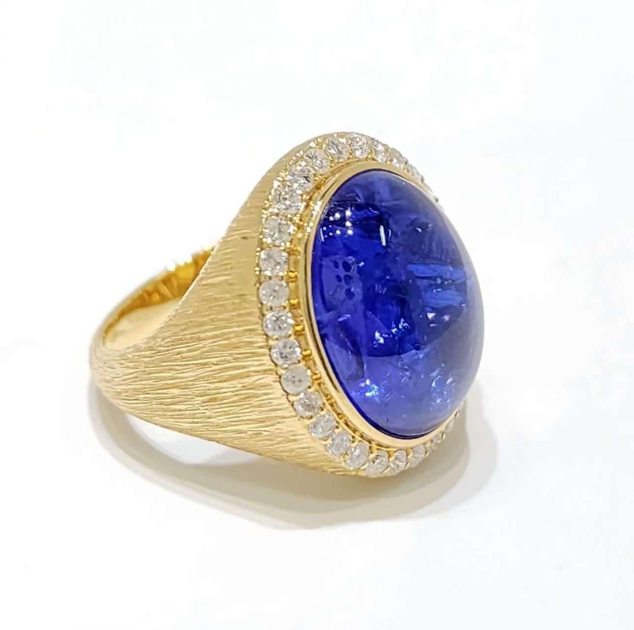 Anillo Art Déco con diamante tanzanita de 11,26 quilates en oro amarillo de 18 quilates Contemporáneo en venta