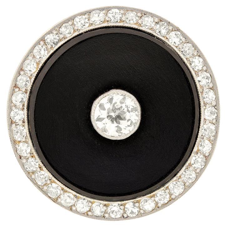 Art Deco 1.12 Carat Diamond and Onyx Cocktail Ring, c.1920s