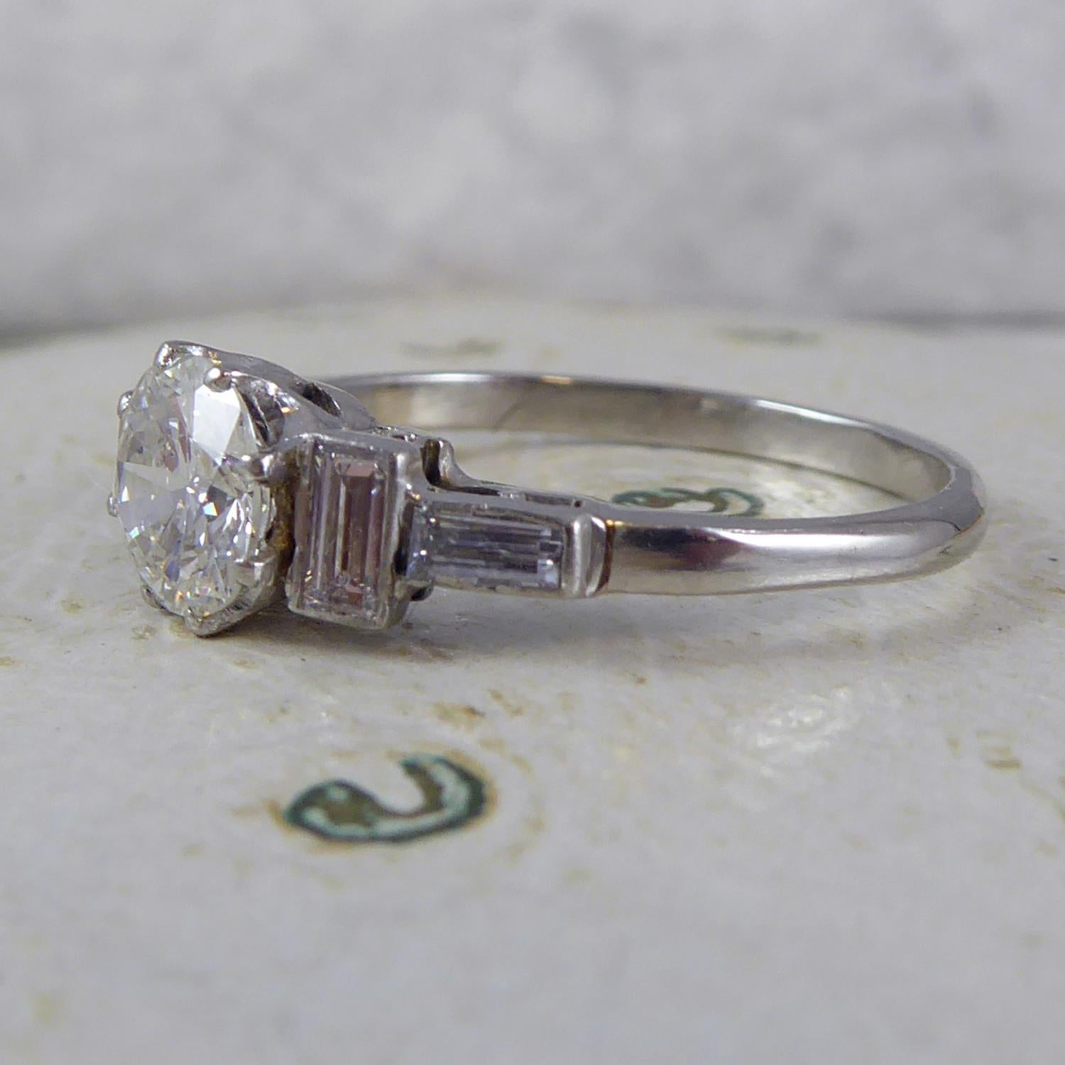 Art Deco 1.13 Carat Solitaire Engagement Ring, Diamond Shoulders, White Gold In Good Condition In Yorkshire, West Yorkshire