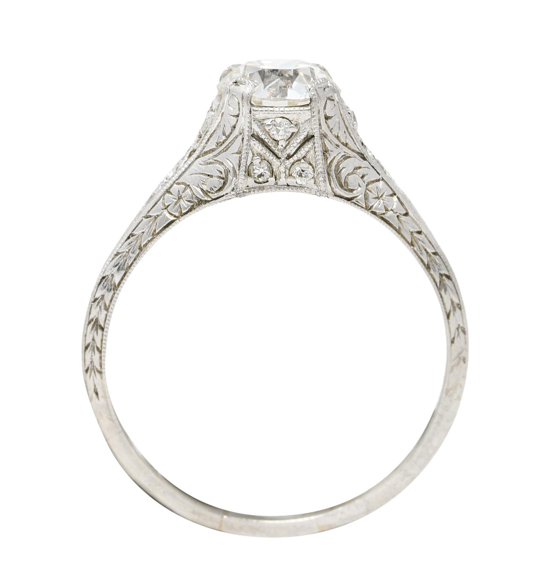 Women's or Men's Art Deco 1.13 Carats Old European Cut Diamond Platinum Orange Blossom Ring For Sale