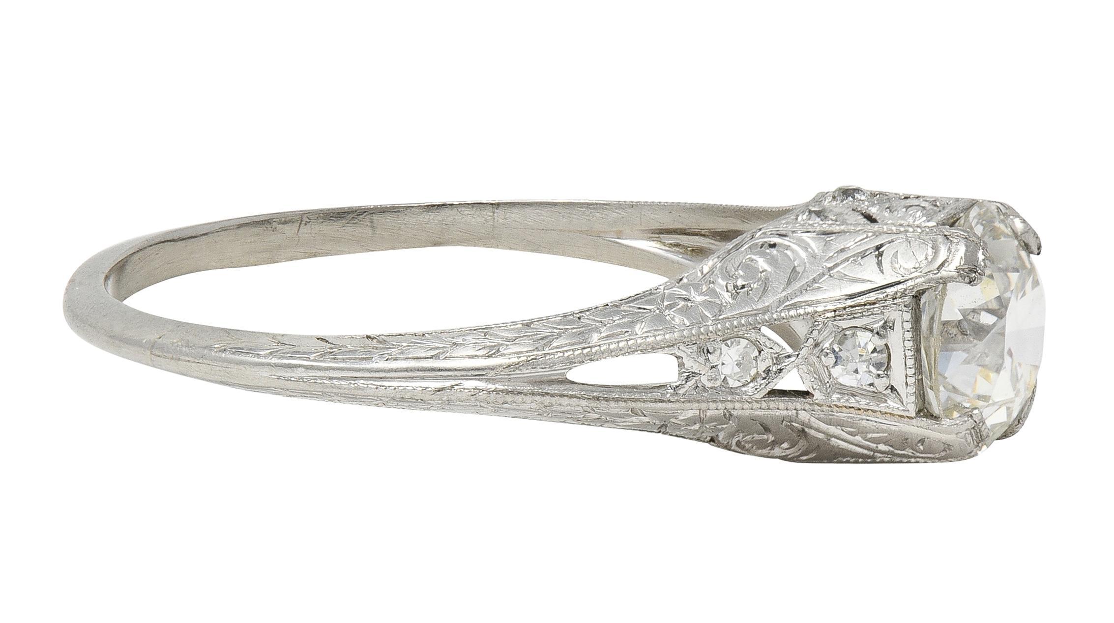 Bague de fiançailles Art déco 1,13 CTW Old European Diamond Platinum Scrolling Wheat Excellent état - En vente à Philadelphia, PA