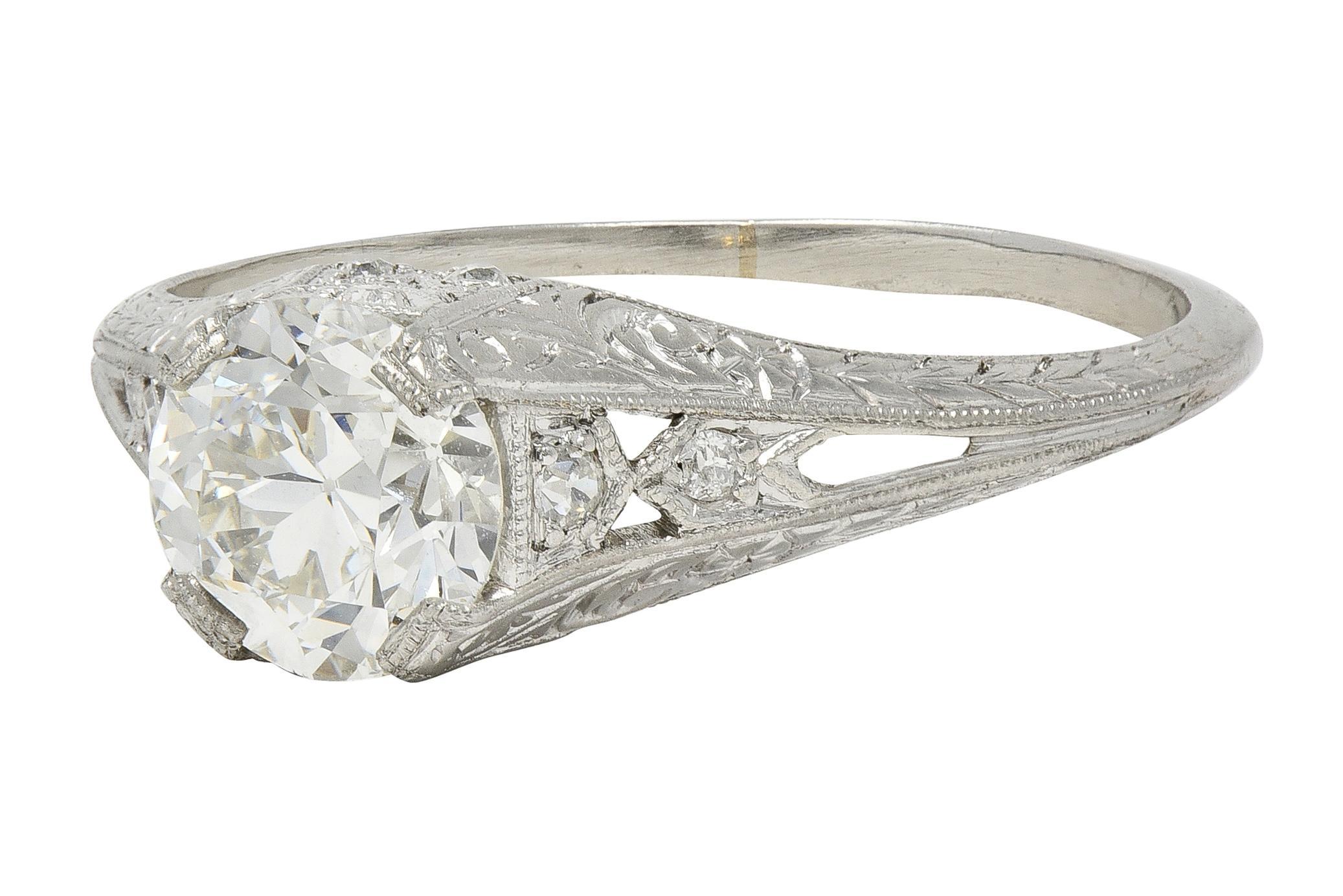 Bague de fiançailles Art déco 1,13 CTW Old European Diamond Platinum Scrolling Wheat en vente 2