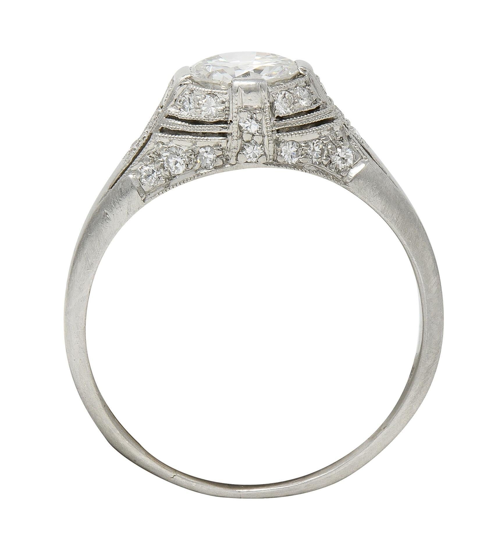 Anillo de compromiso Art Déco Bombé Vintage de Platino con 1,14 quilates de diamantes en venta 2