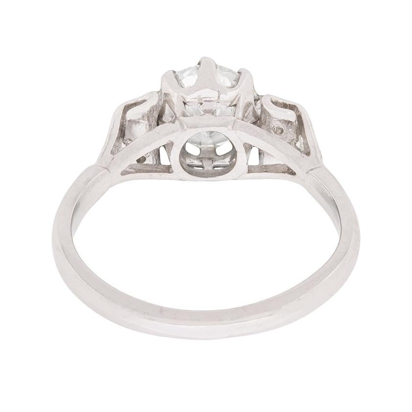 Art Deco 1.15 Carat Diamond Solitaire Ring, circa 1930s In Good Condition In London, GB