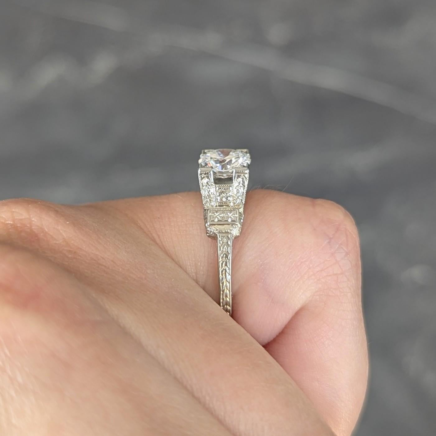 Art Deco 1.16 CTW Diamond 18 Karat Gold Vintage Orange Blossom Engagement Ring For Sale 5
