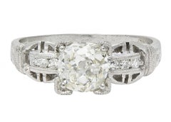 Anello di fidanzamento con fibbia vintage in platino con diamante 1,16 CTW Art of Vintage