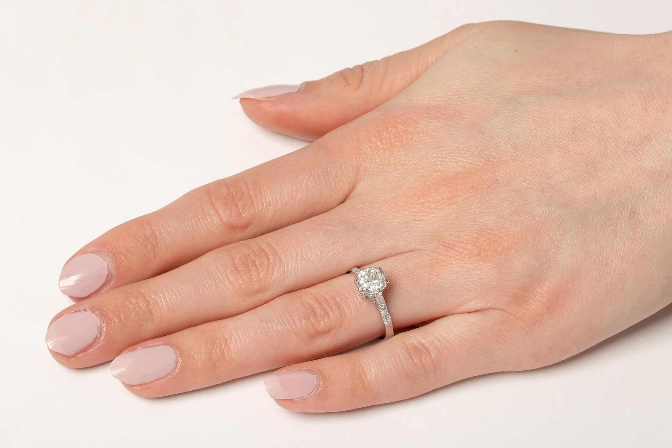 Women's or Men's Art Deco 1.18 Carat Diamond Solitaire Engagement Ring, circa 1920s